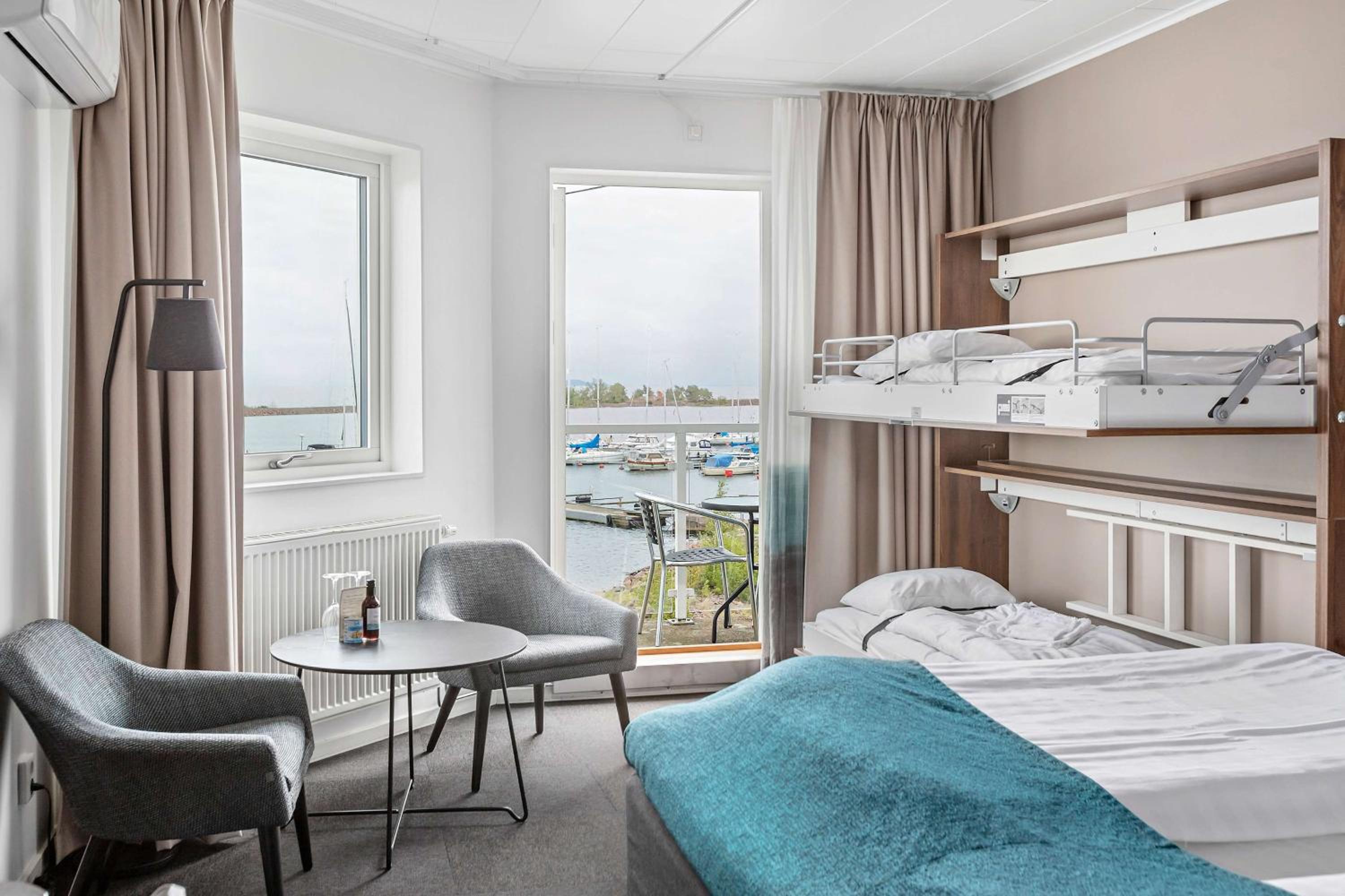 King Room with Sea View - Photo 9