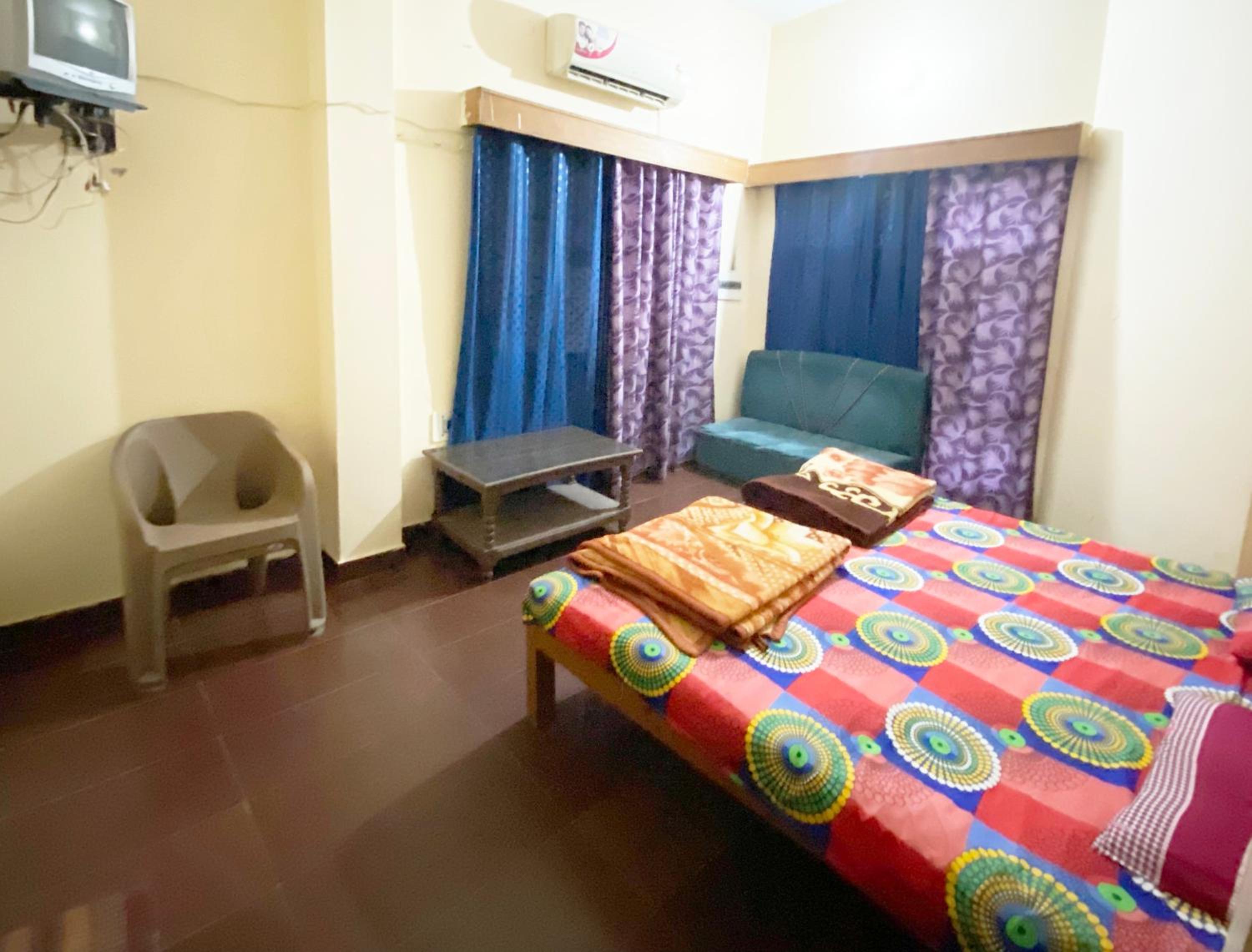 Standard Double Room - Photo 2