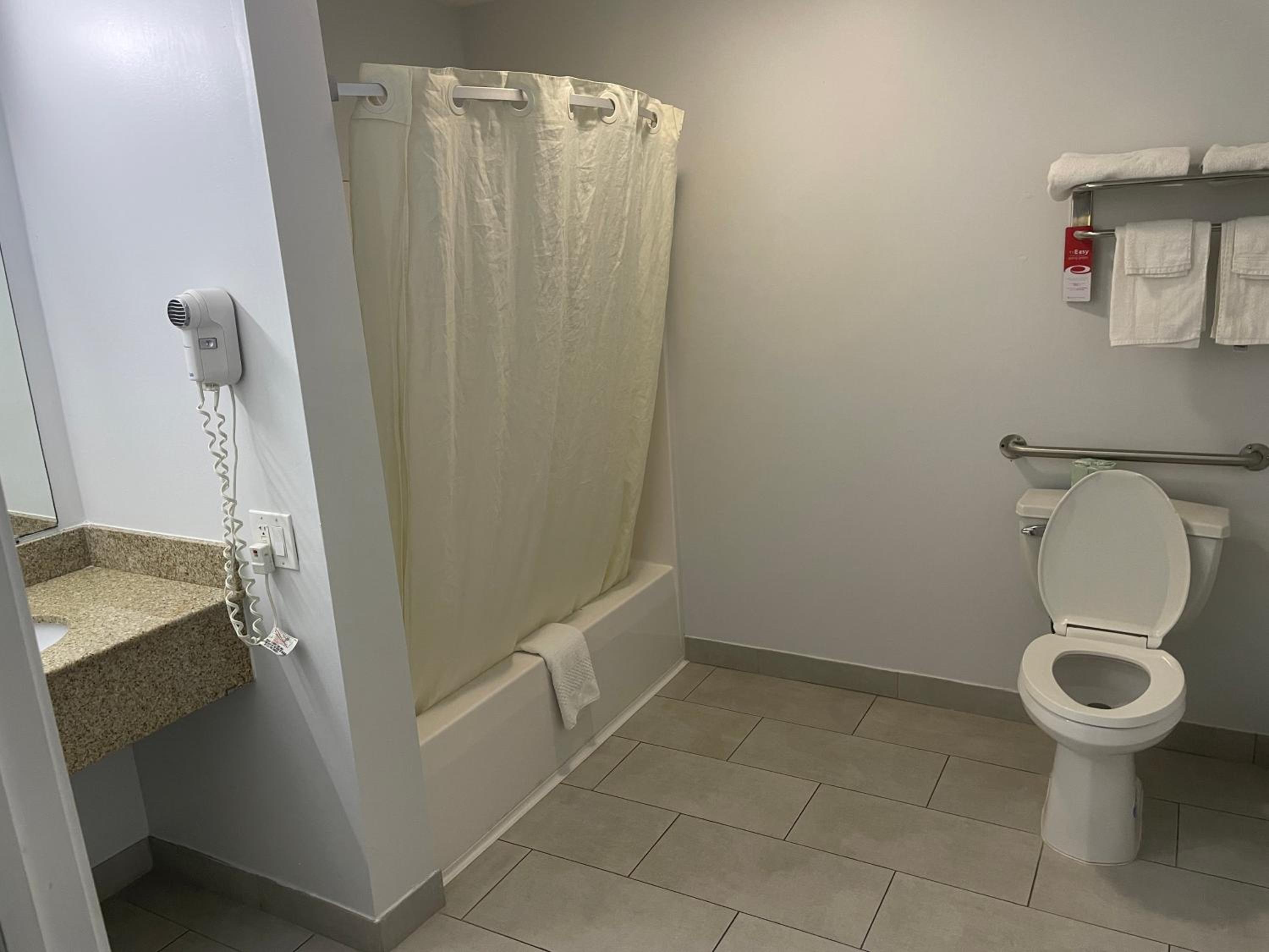 King Room - Non-Smoking - Photo 11
