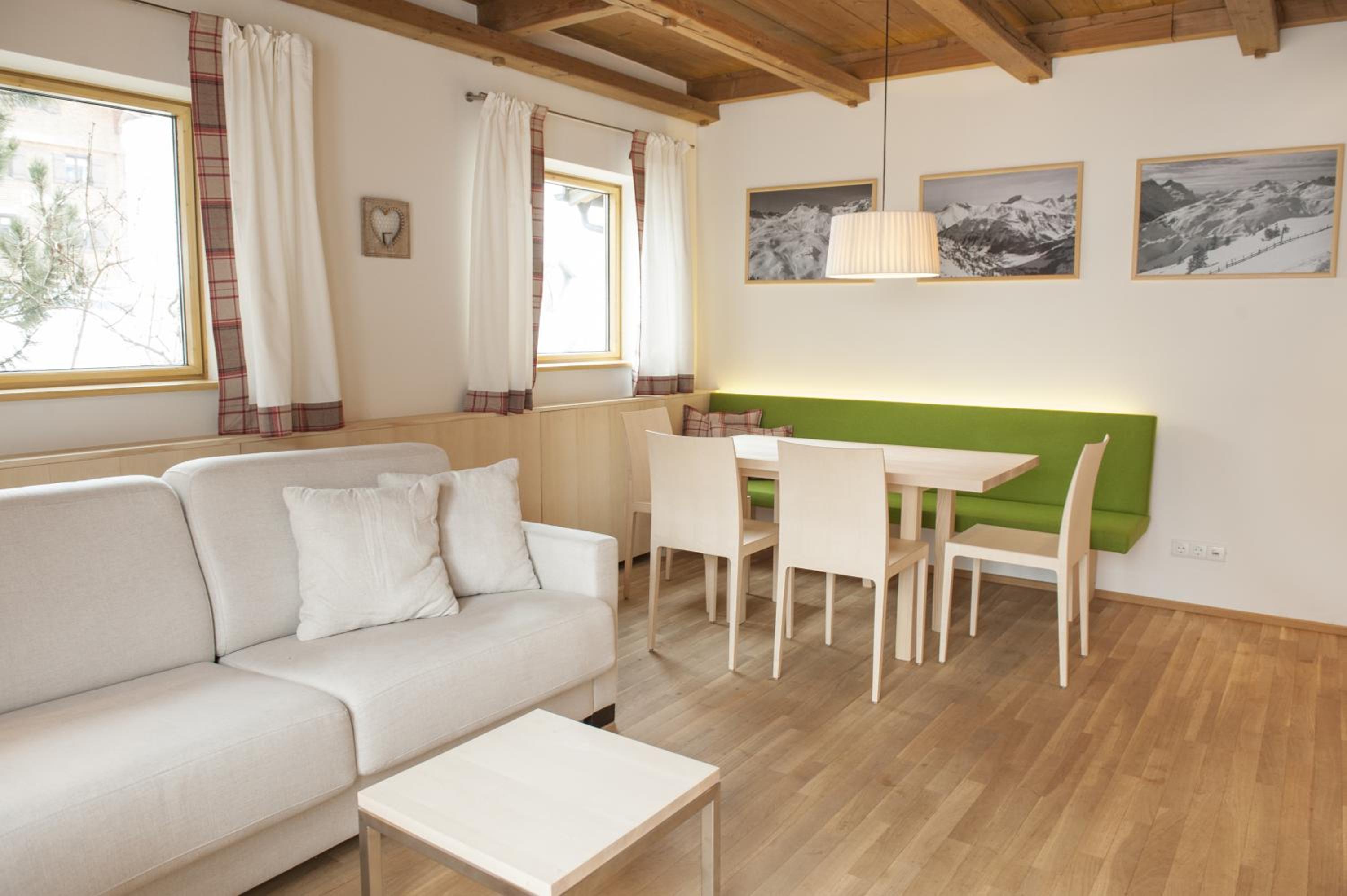 Two-Bedroom Apartment - Photo 4