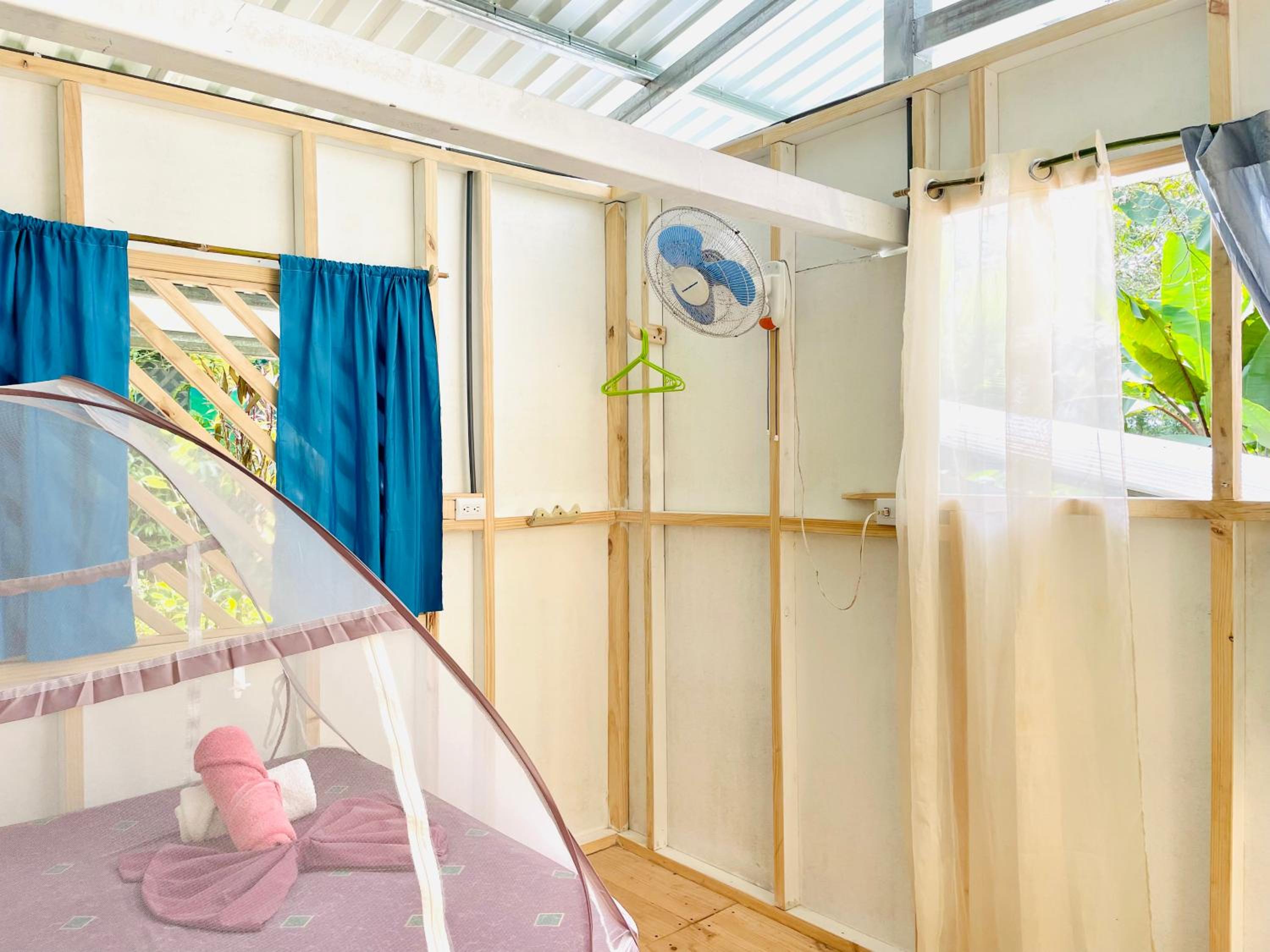 Doppelzimmer mit Gartenblick