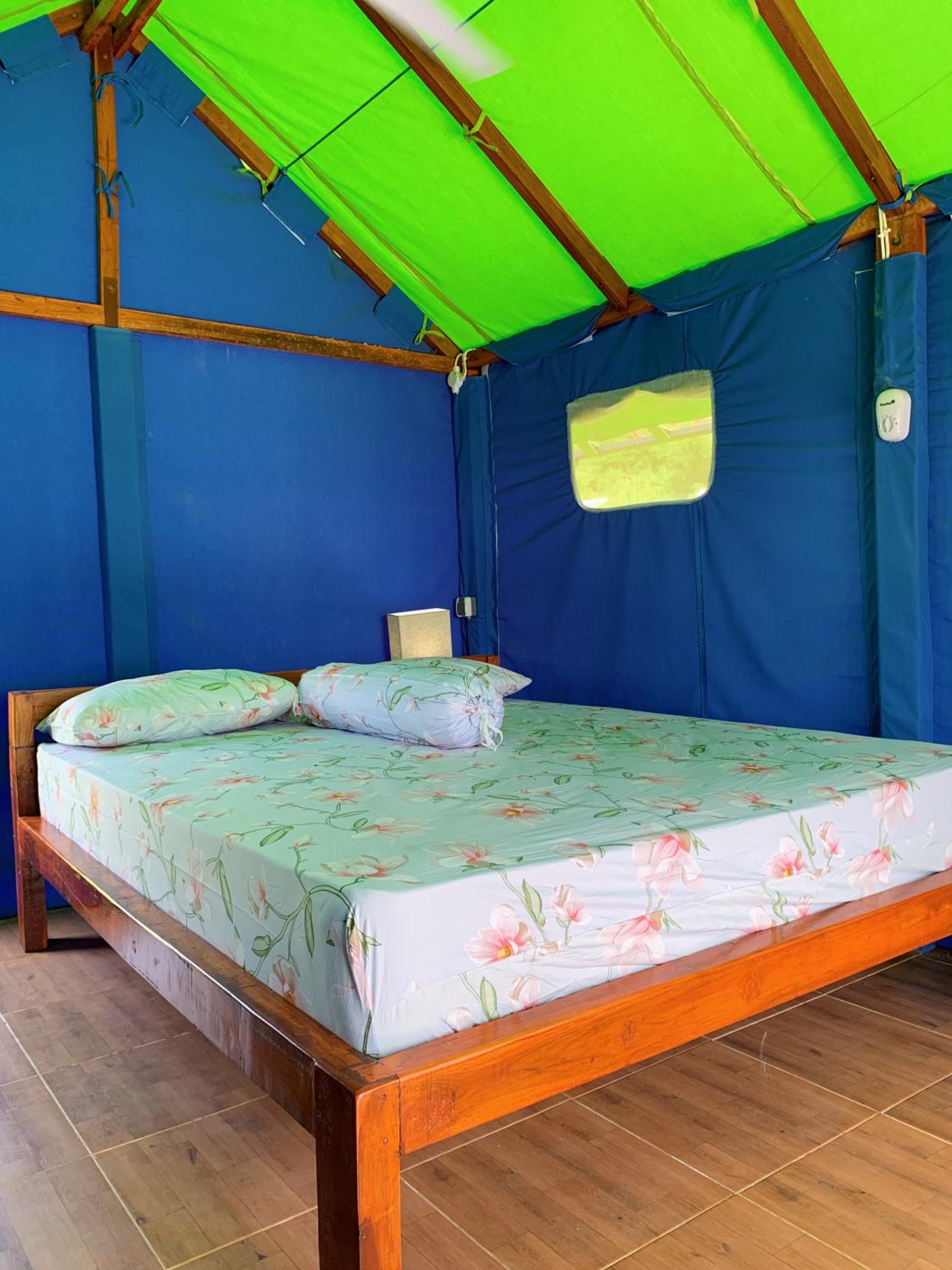 Deluxe Double Room with Sea View - Photo 22