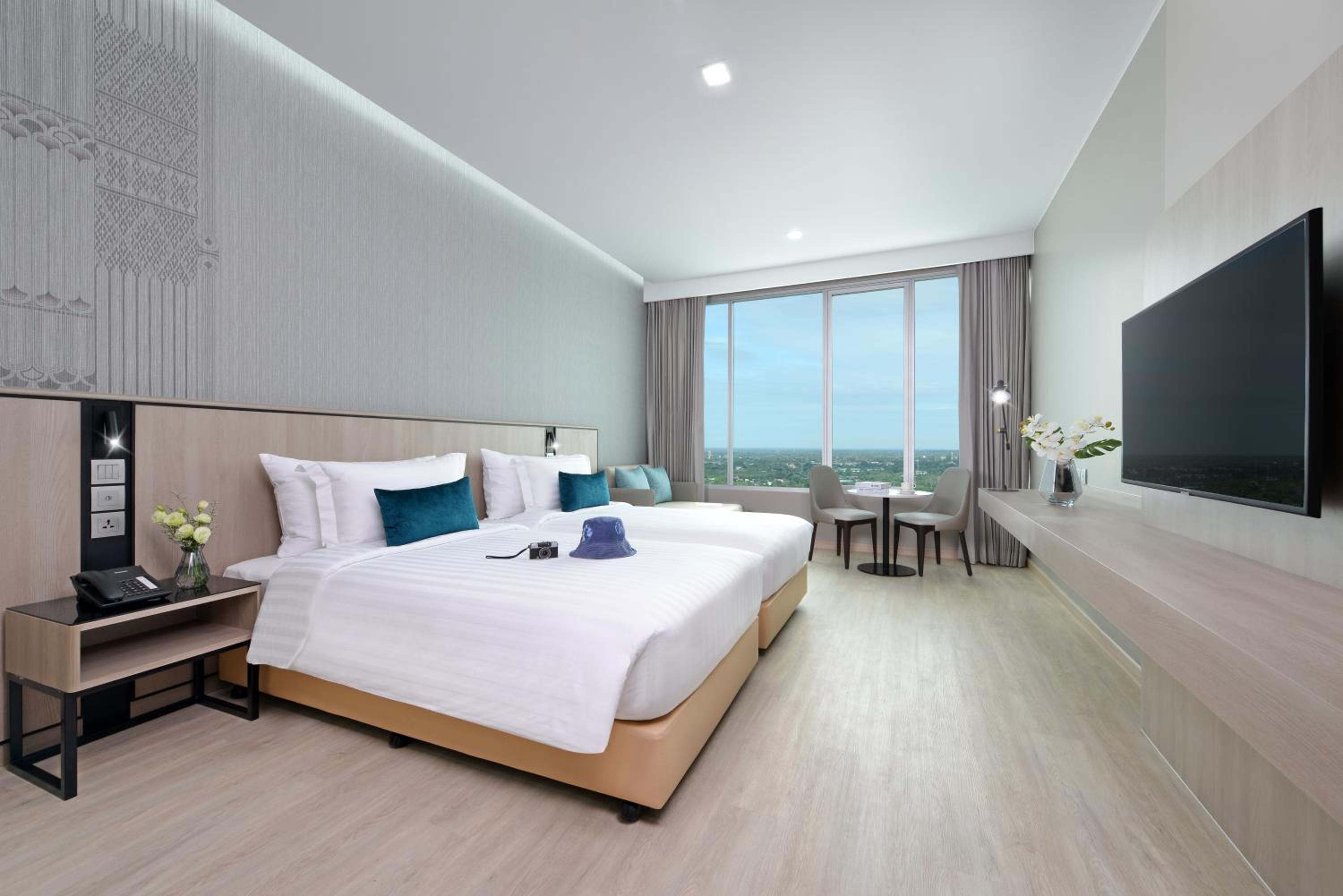 Deluxe Premium Room 2 Pax - Photo 1