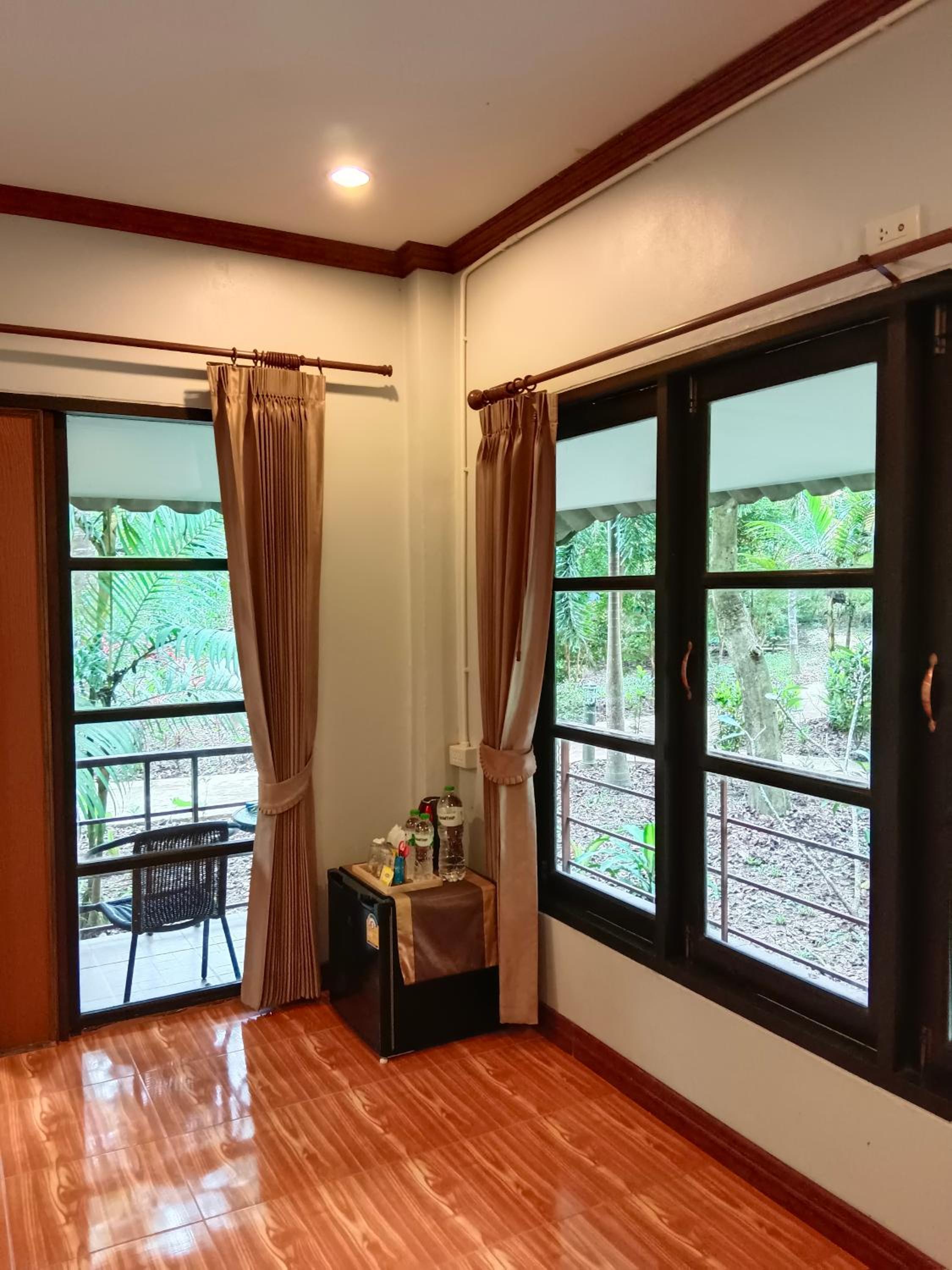 Queen Room with Garden View