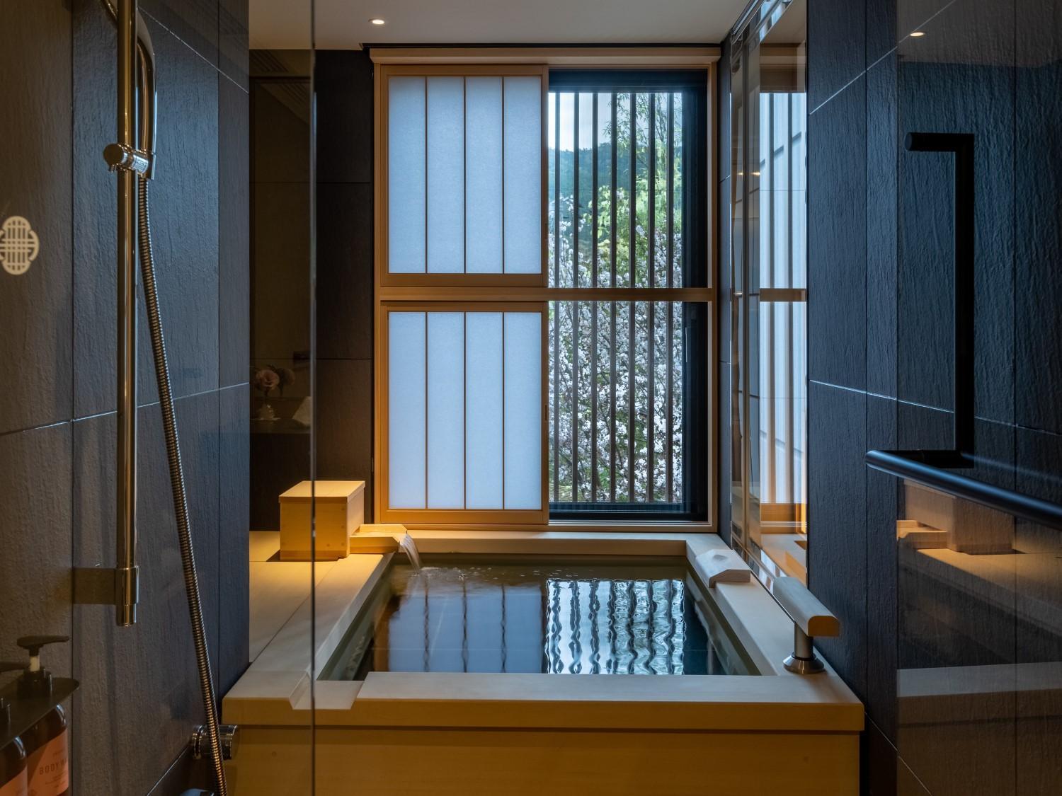 Precious Suite with Hot Spring Bath