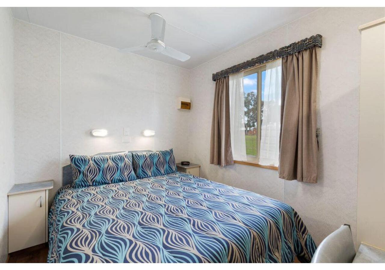 Standard 2 Bedroom Cabin – Sleeps 6 - Photo 1