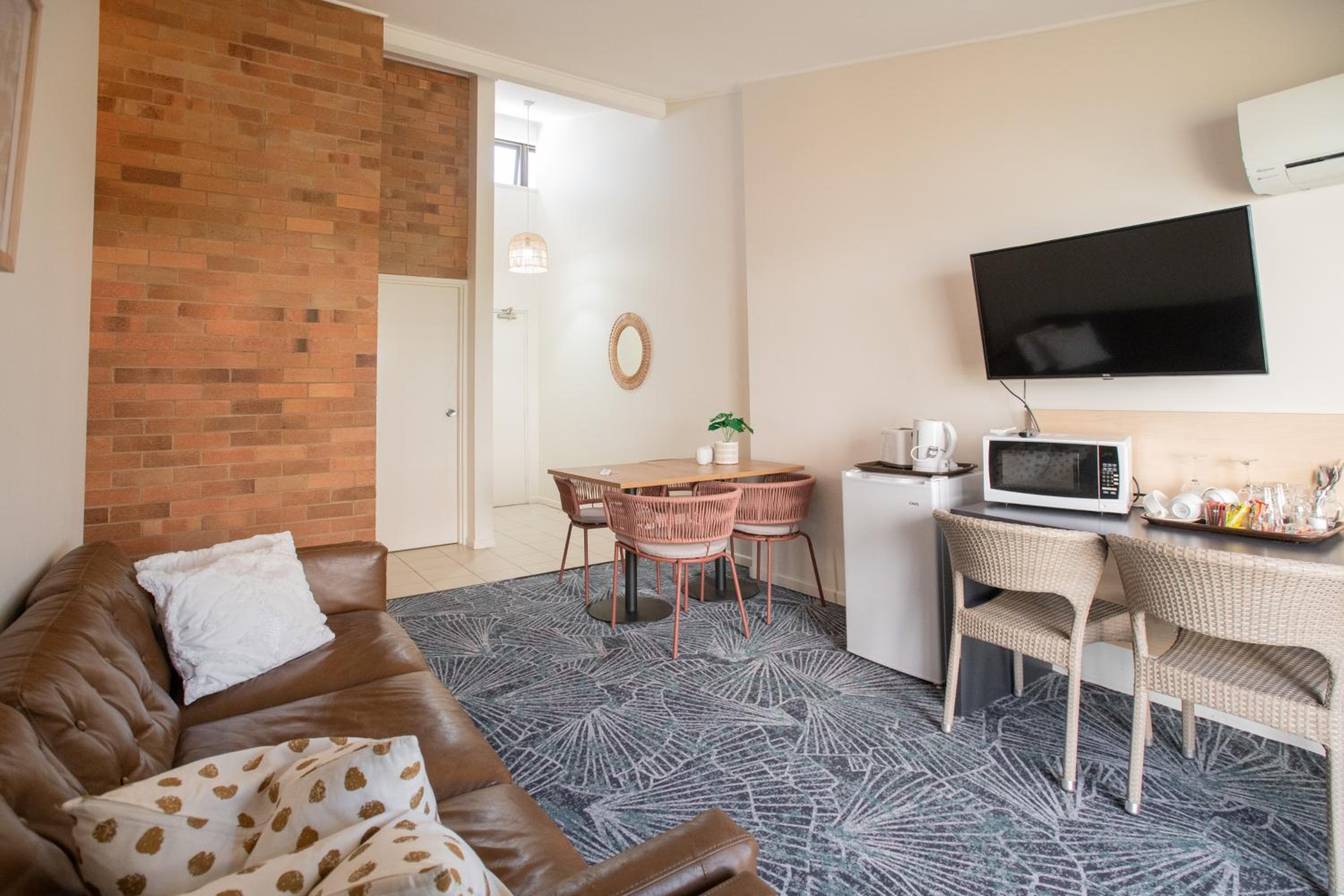 Two-Bedroom Suite