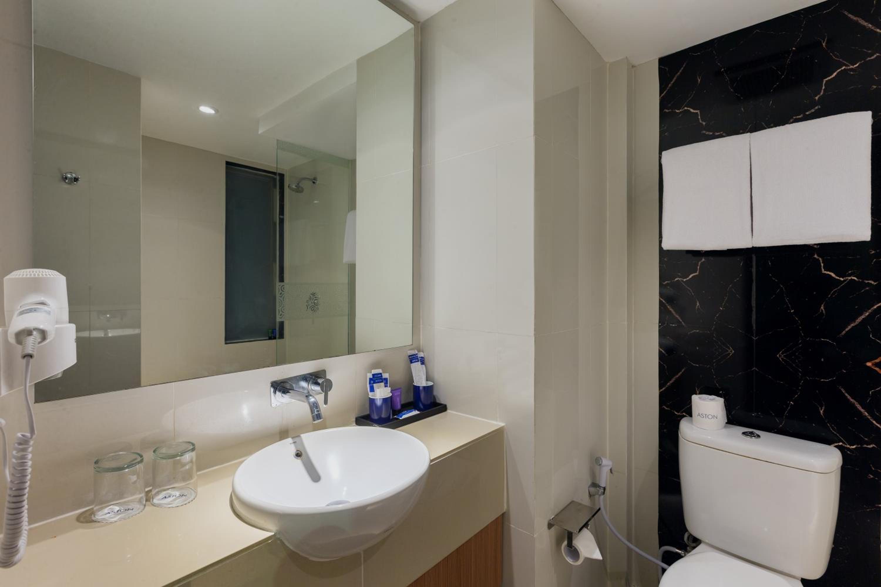Superior Twin Room - Photo 4