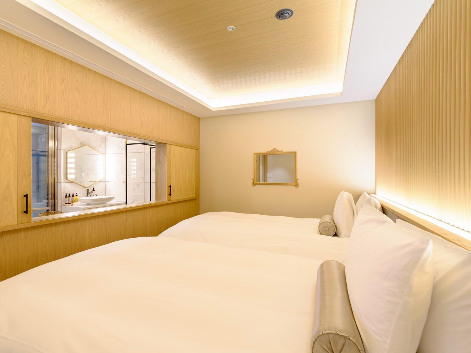 Fufu Luxury Corner Suite with Hot Spring Bath photo 2