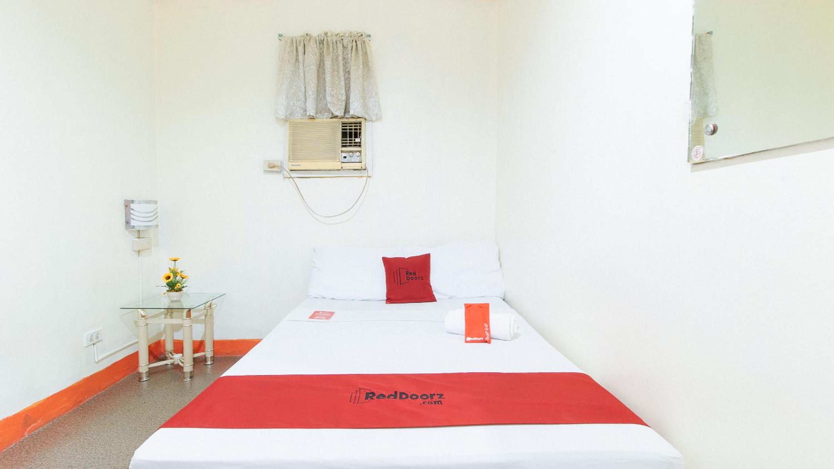 Standard Double Room - Photo 3