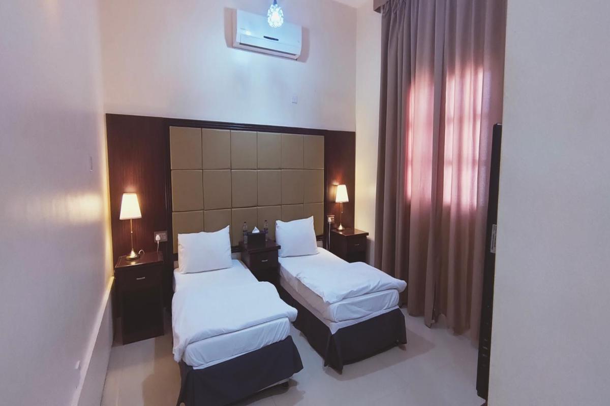 Studio Apartment photo 3