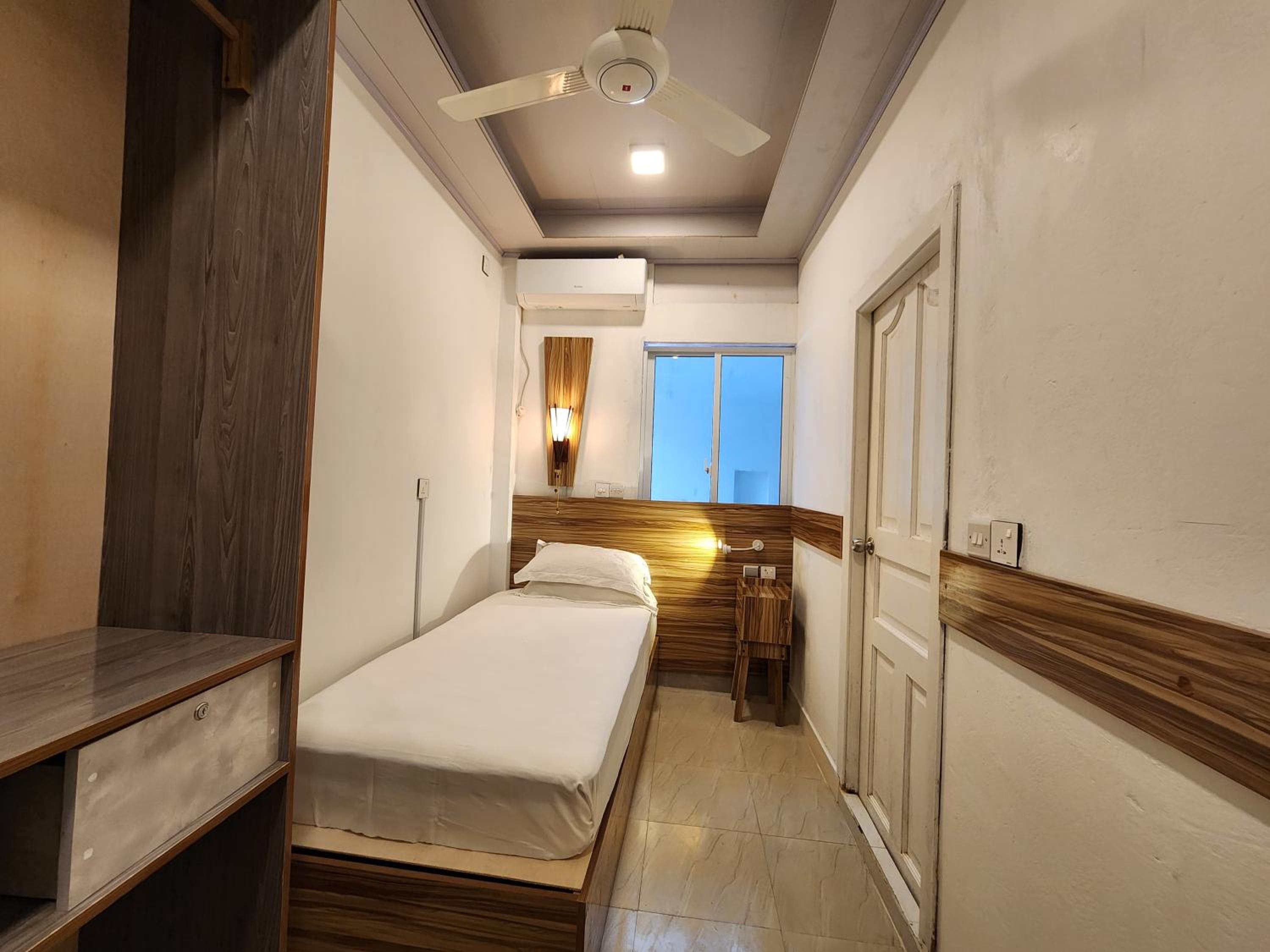 Budget Single Room