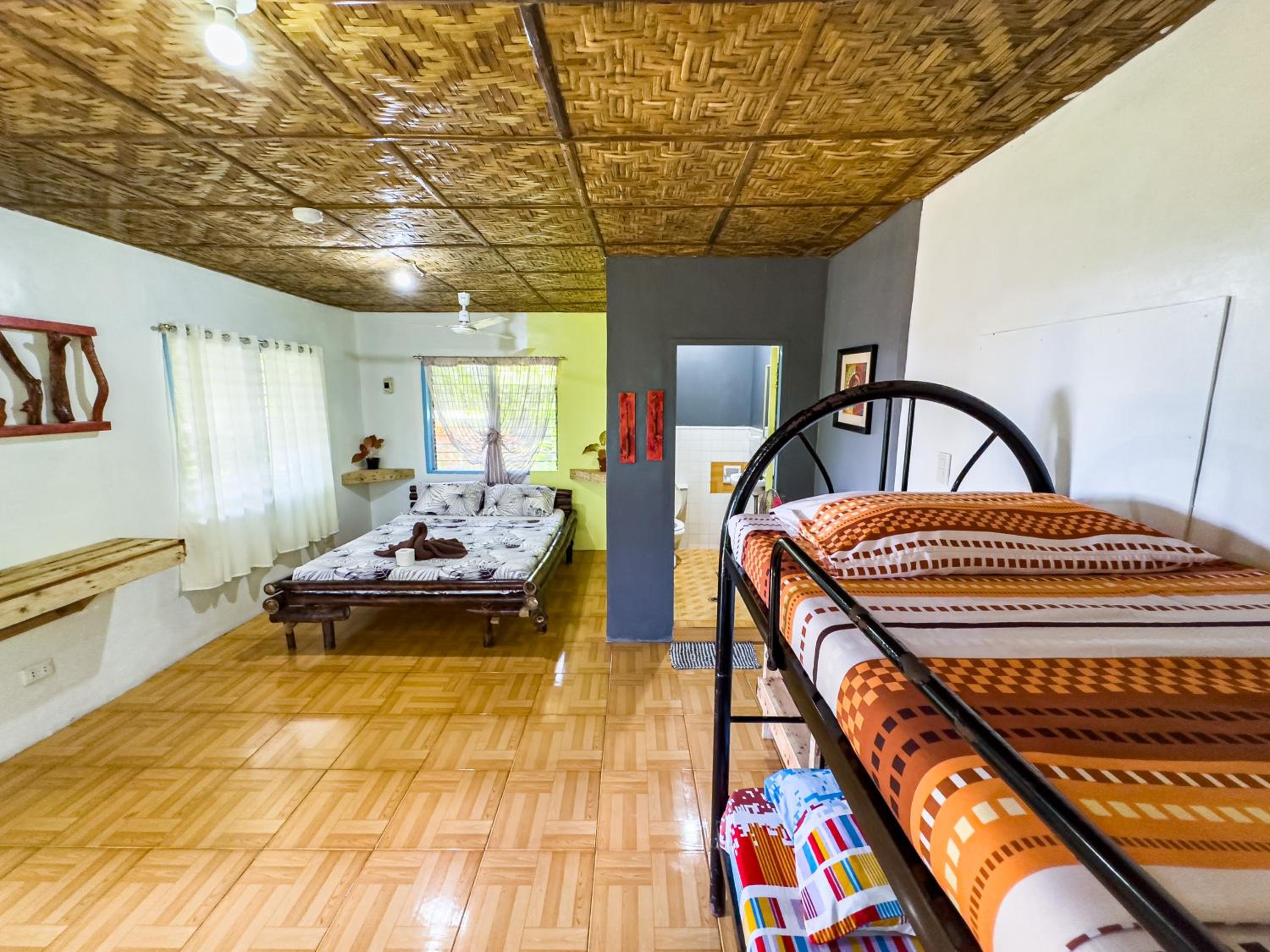 Family Bungalow - Photo 5