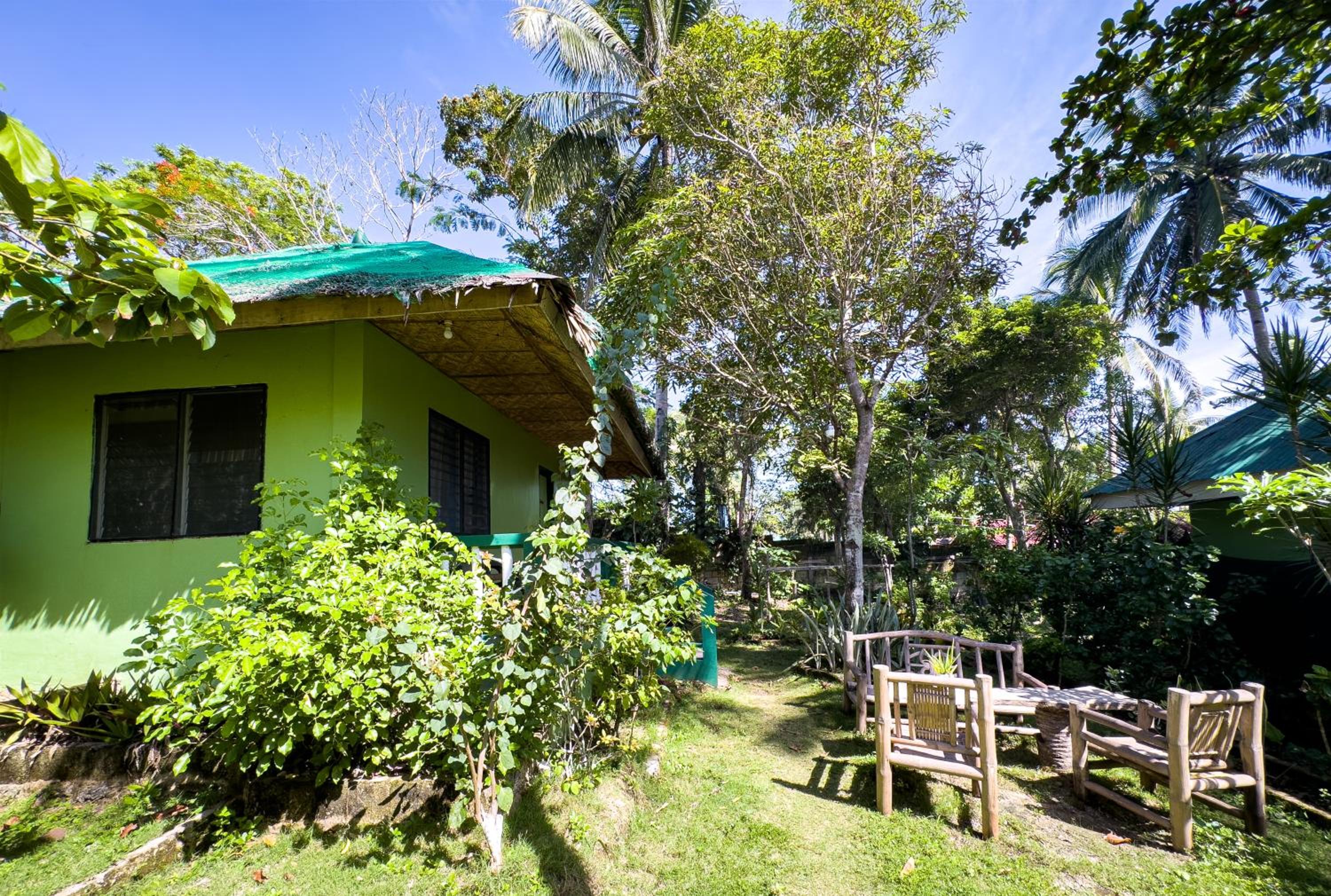 Family Bungalow - Photo 13