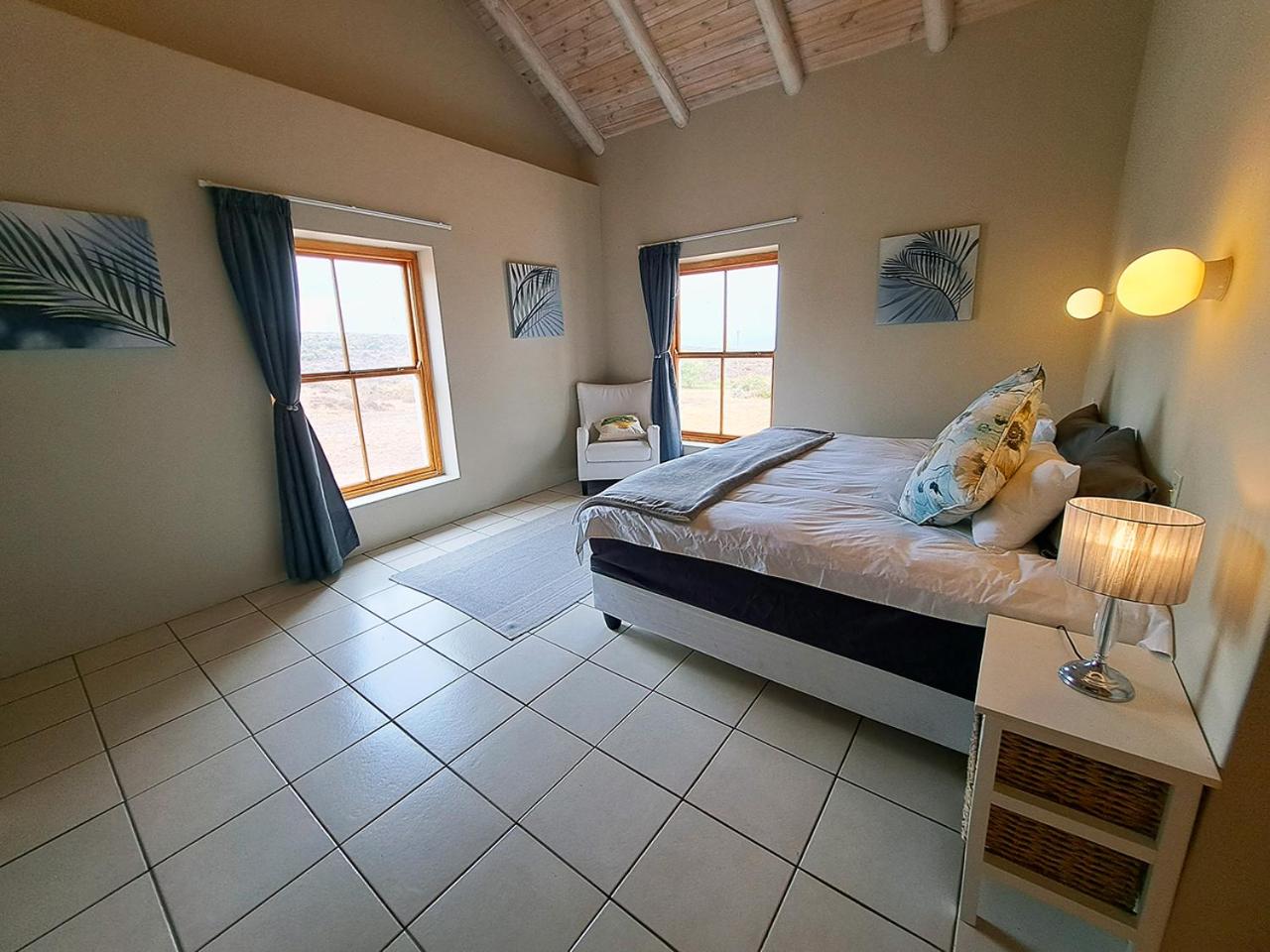 Superior Deluxe Double Or Twin Room  photo 2