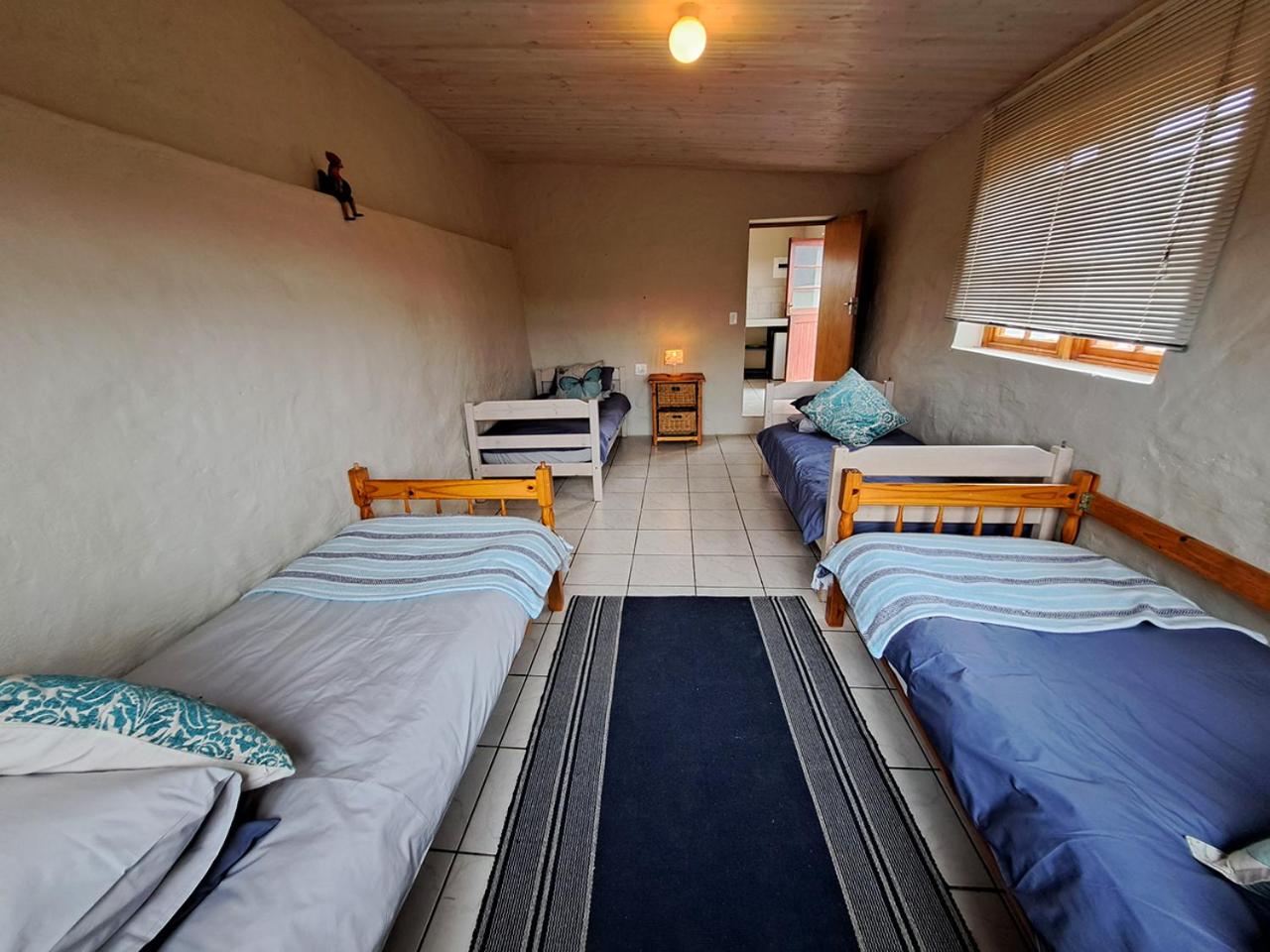 Mixed Dormitory Room photo 2