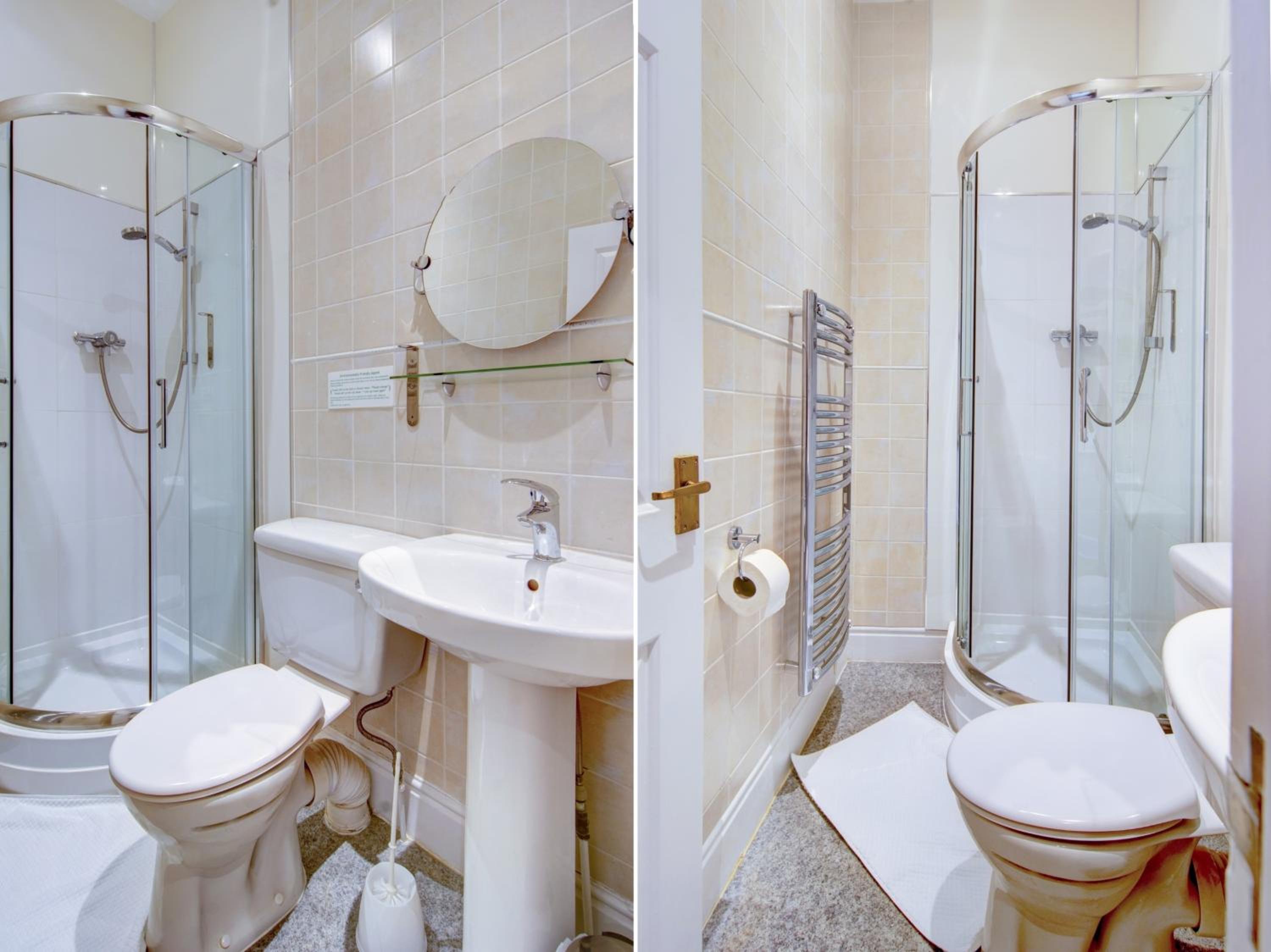 Standard Double Room - Photo 3