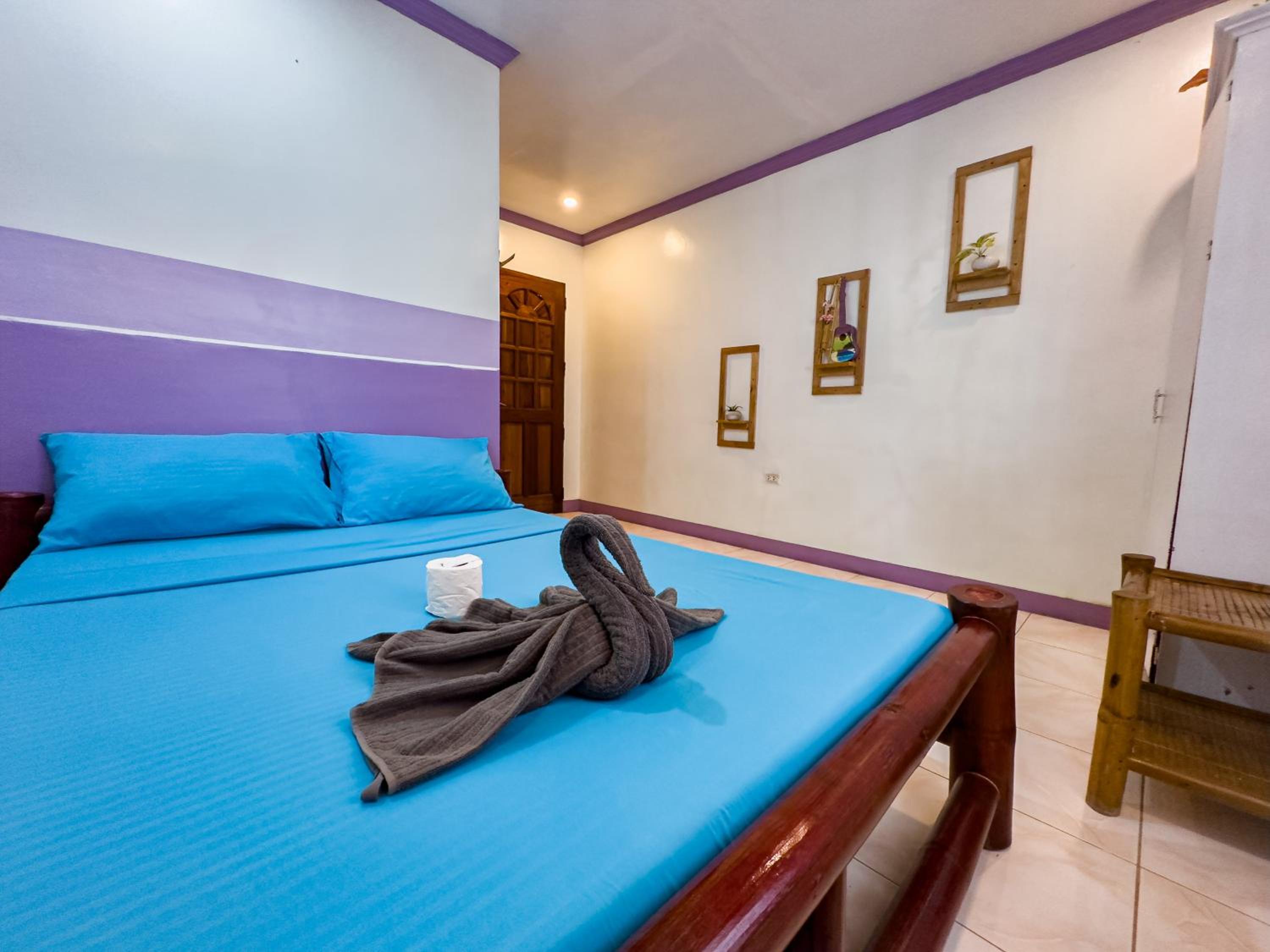 Standard Double Room - Photo 5
