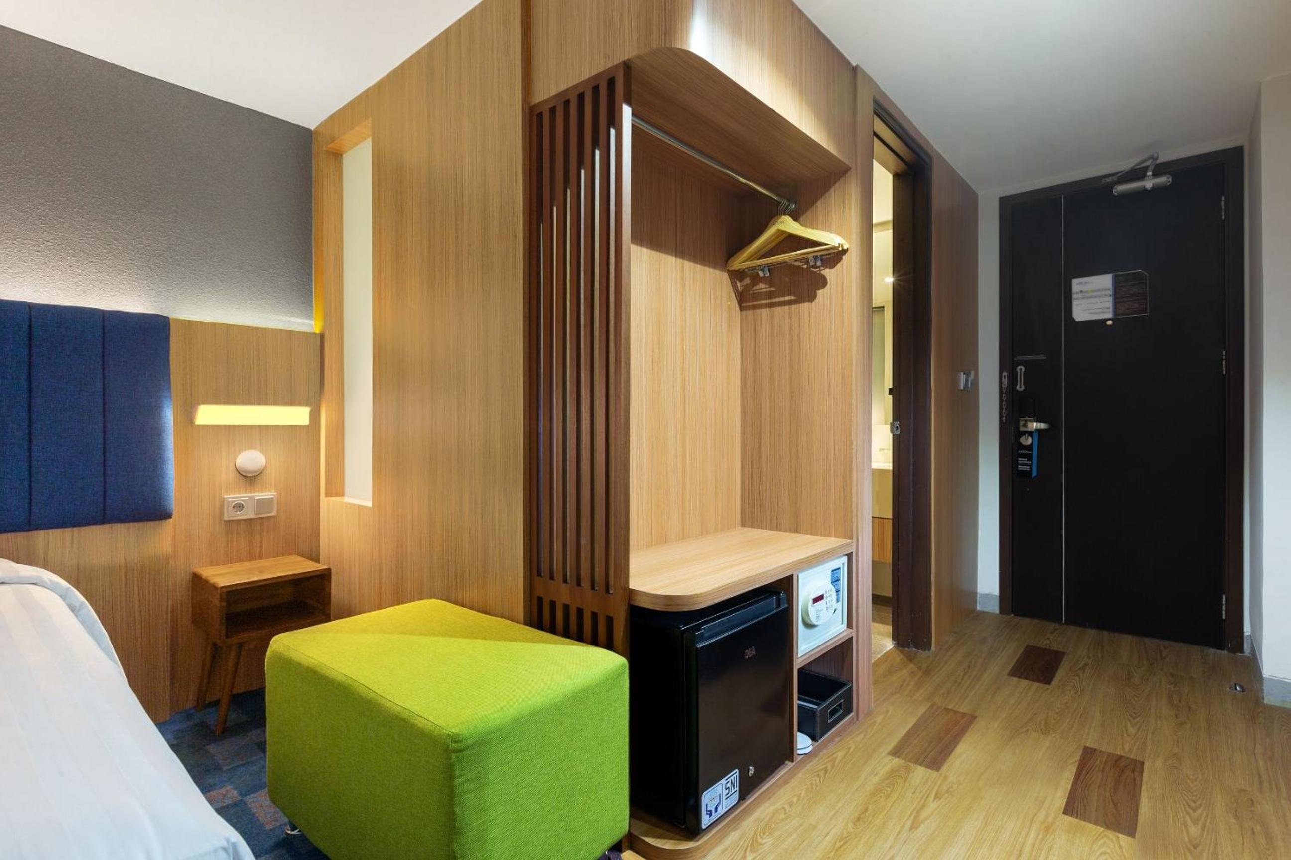 Deluxe Room - Photo 4