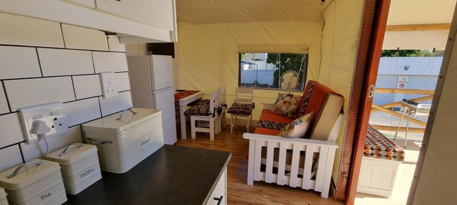 Comfort Cabin - Photo 7