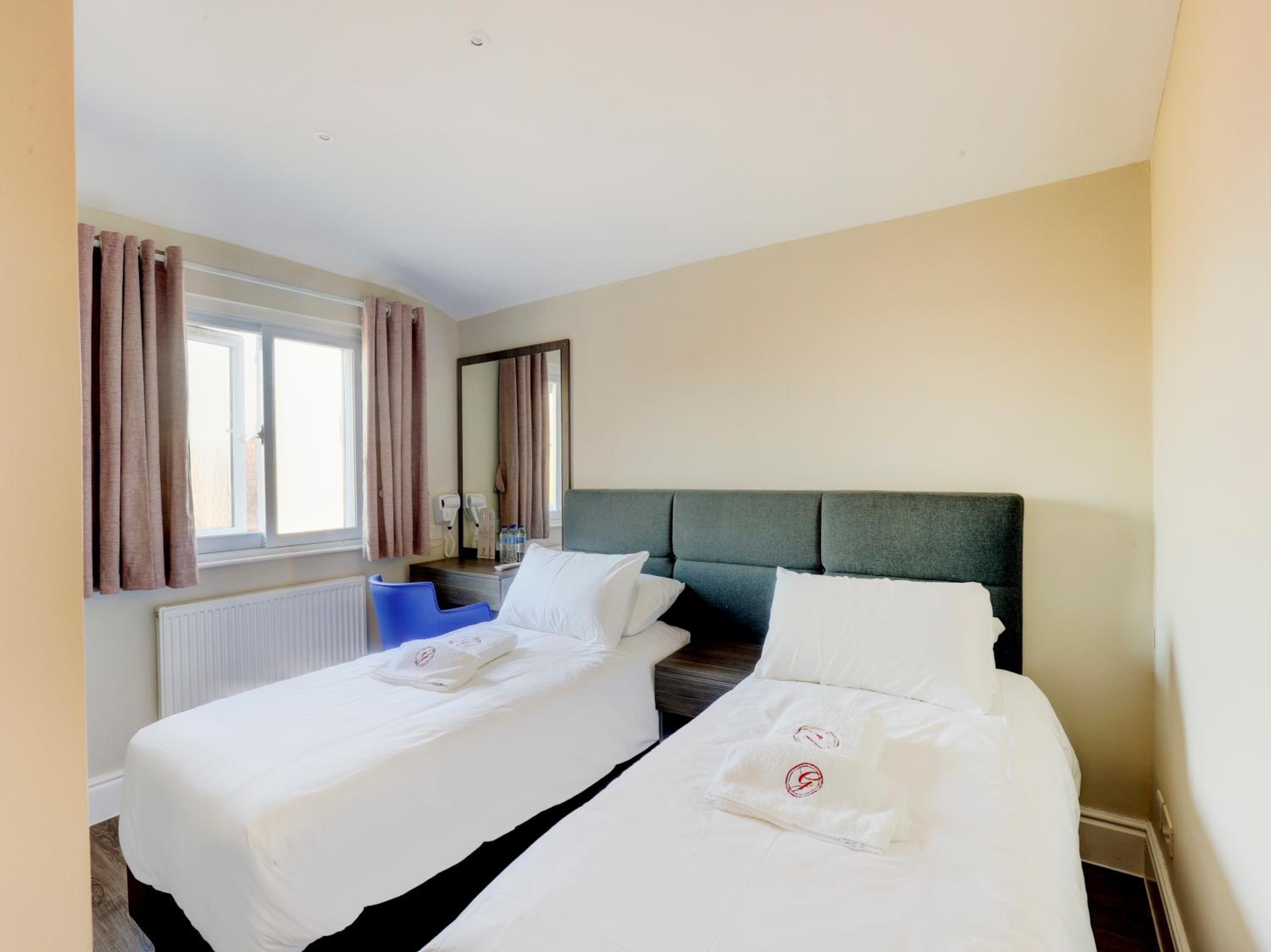 Deluxe Twin Room