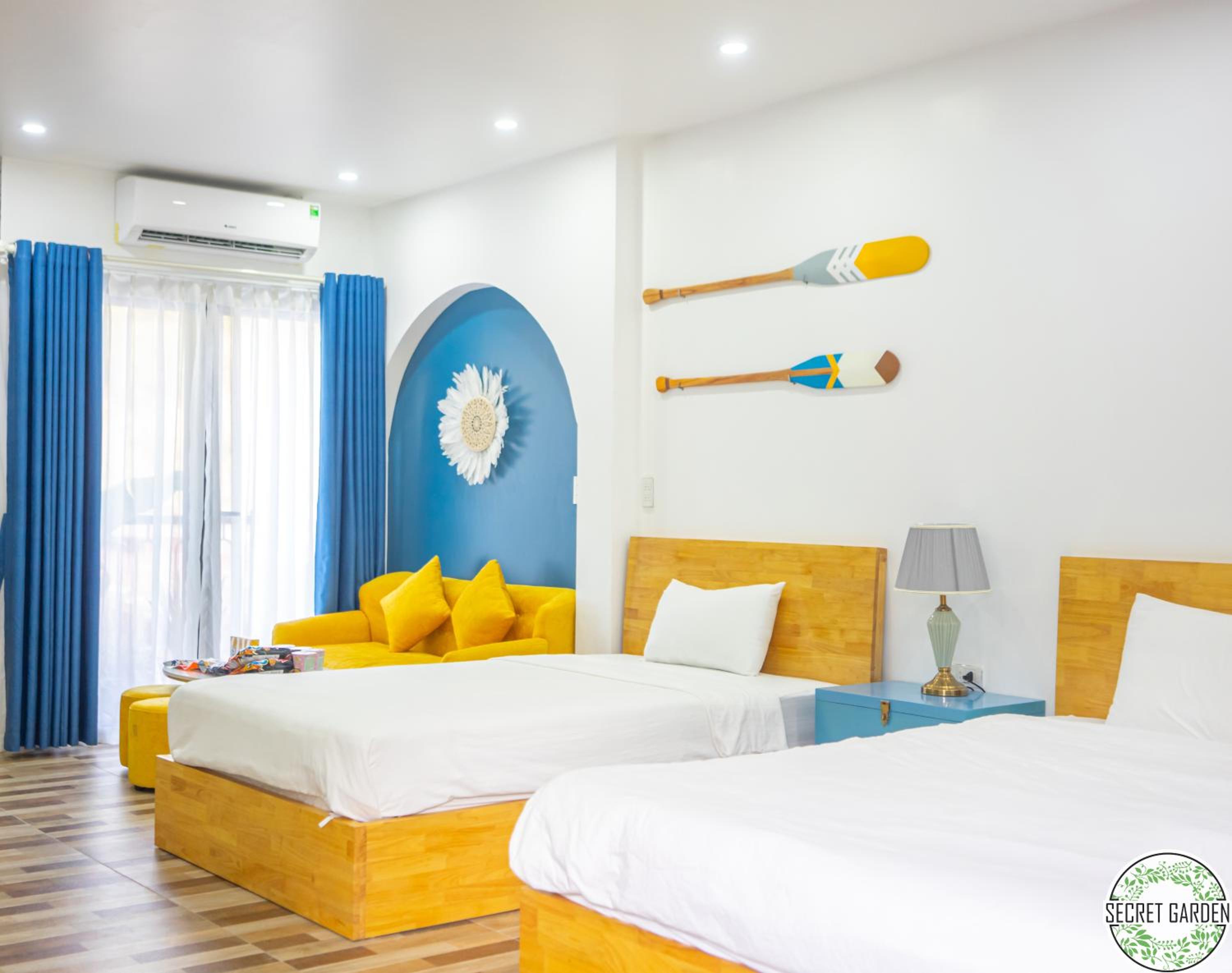 King Room with Mountain View photo 1