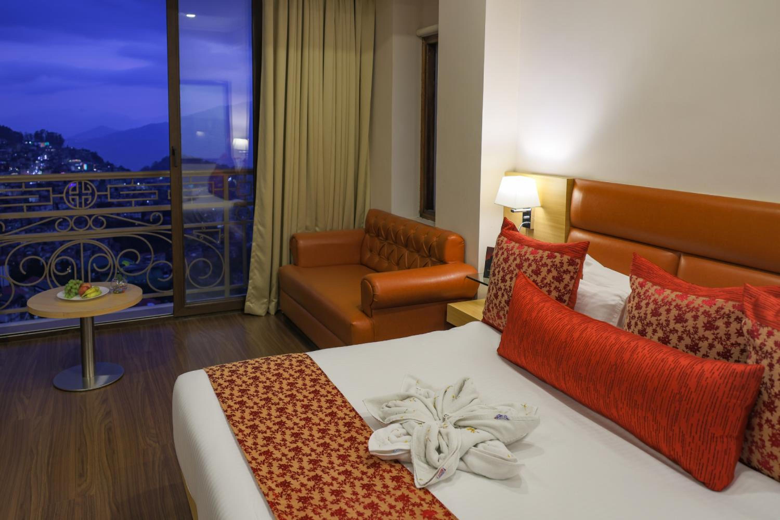 Valentine Room(10% discount on F&B ) - Photo 3