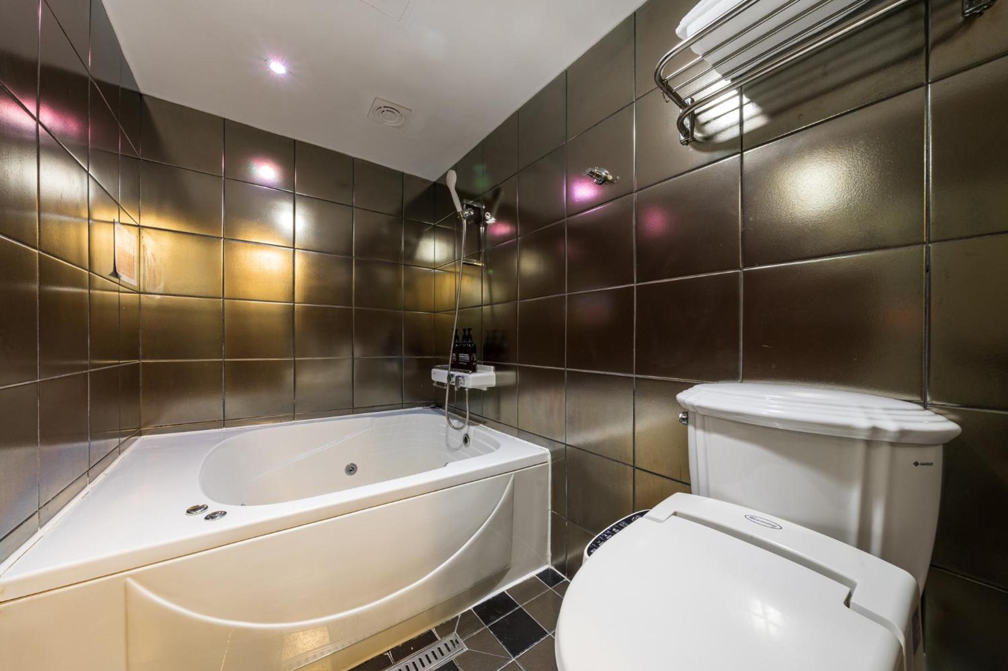 Premium Double Room - Photo 2