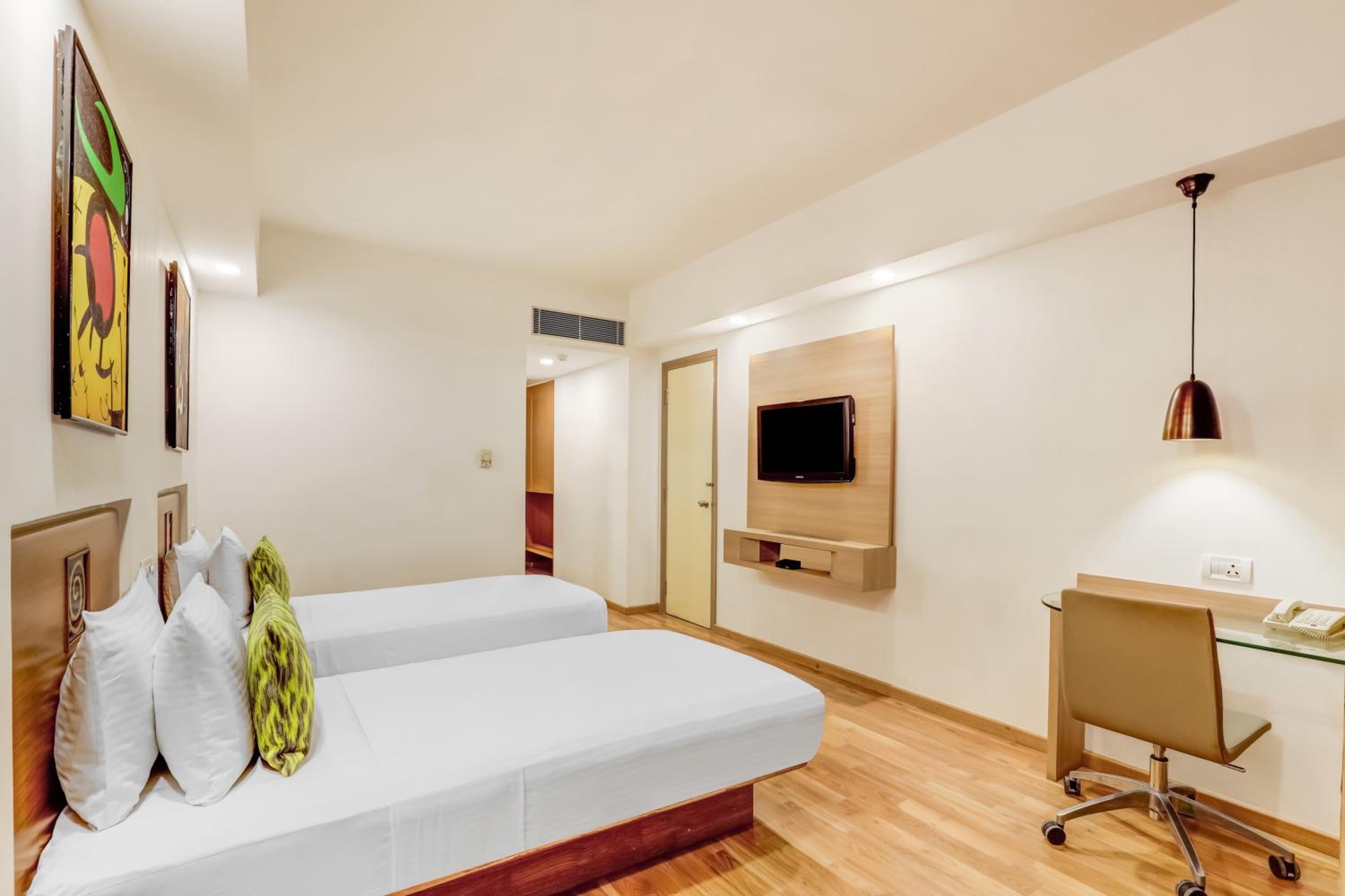 Deluxe Twin Room - Photo 3