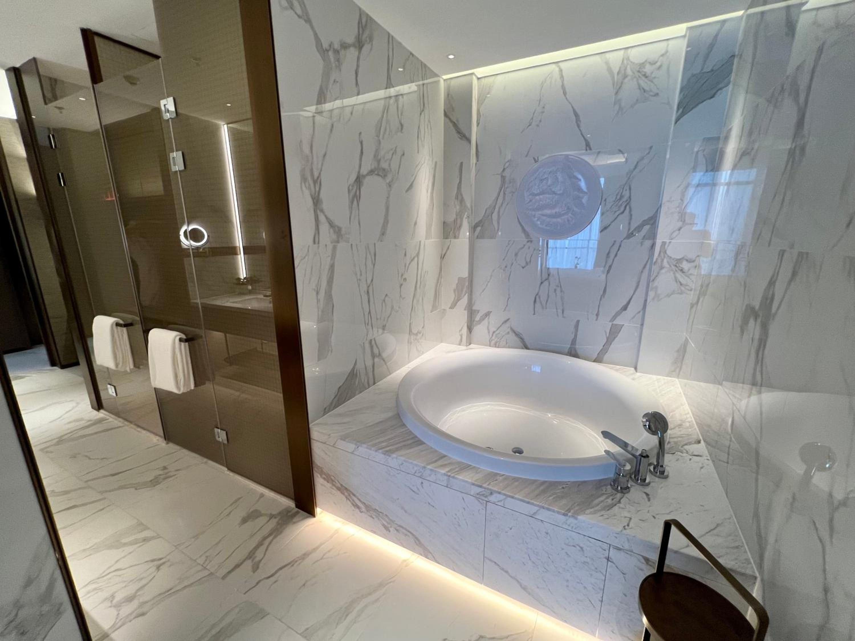 Executive Suite photo 2