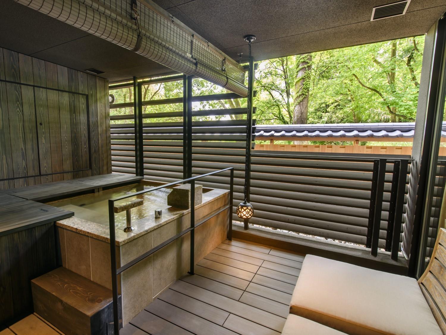 Precious Suite with Open-Air Bath photo 3