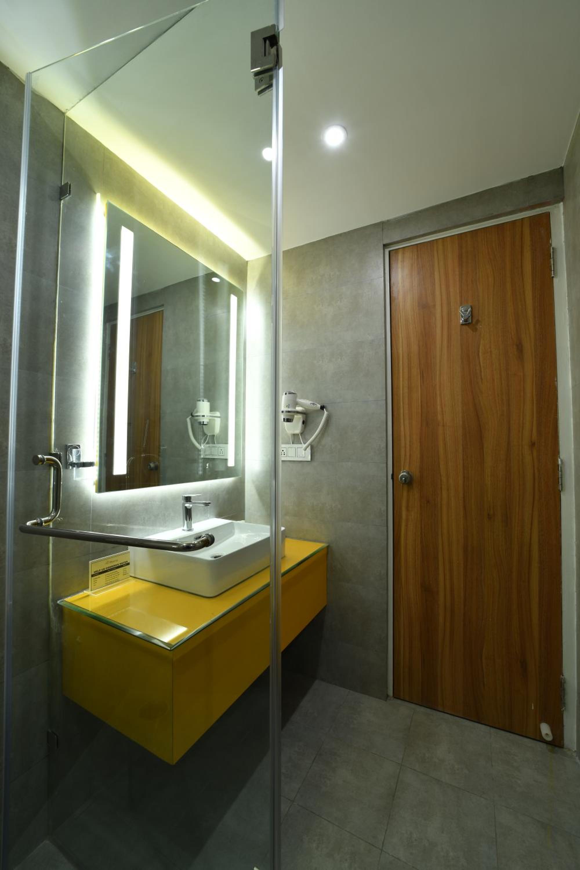 Comfort Room - Photo 4