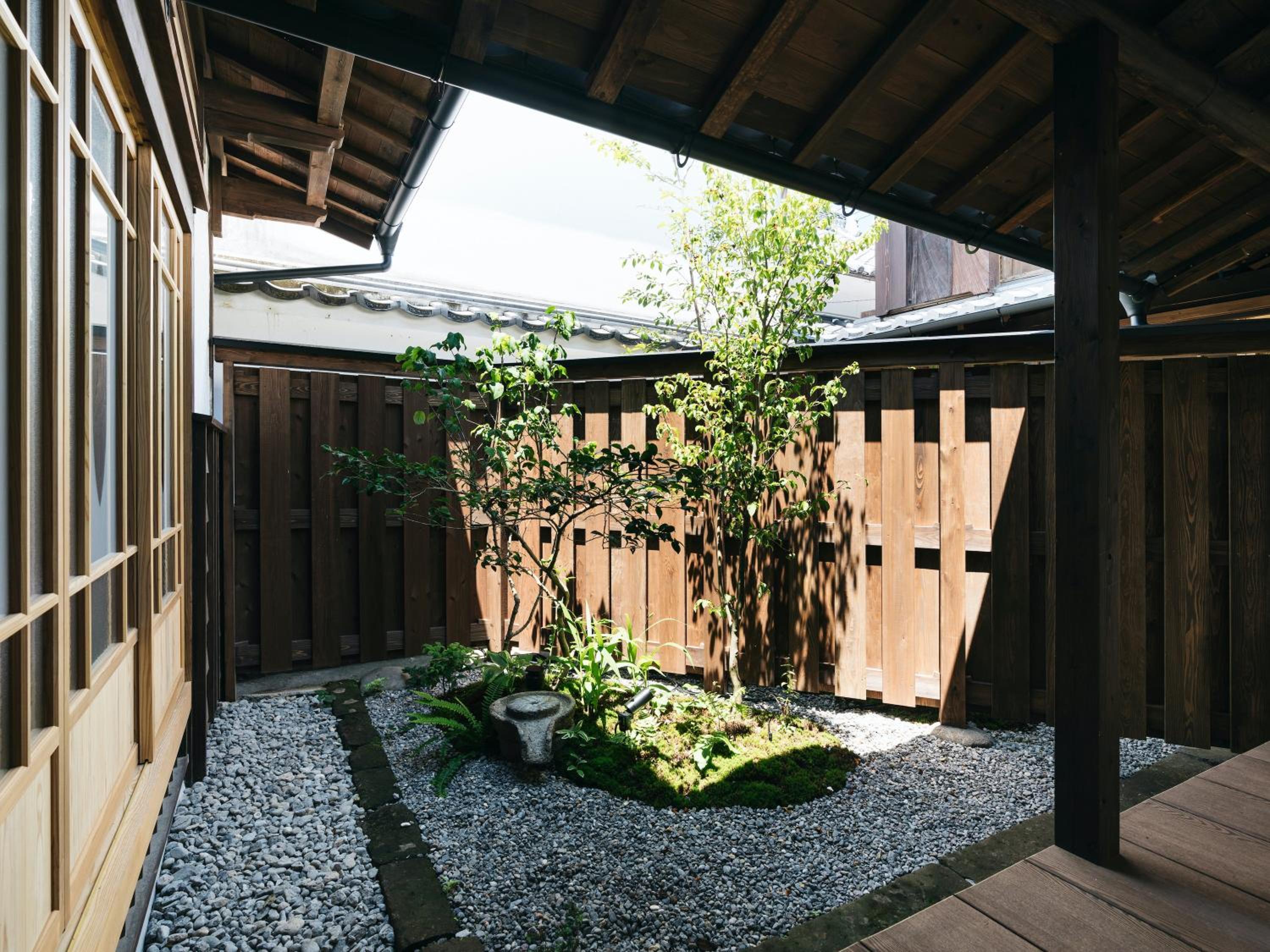 Standard Twin Room with Garden View - Non-Smoking photo 3