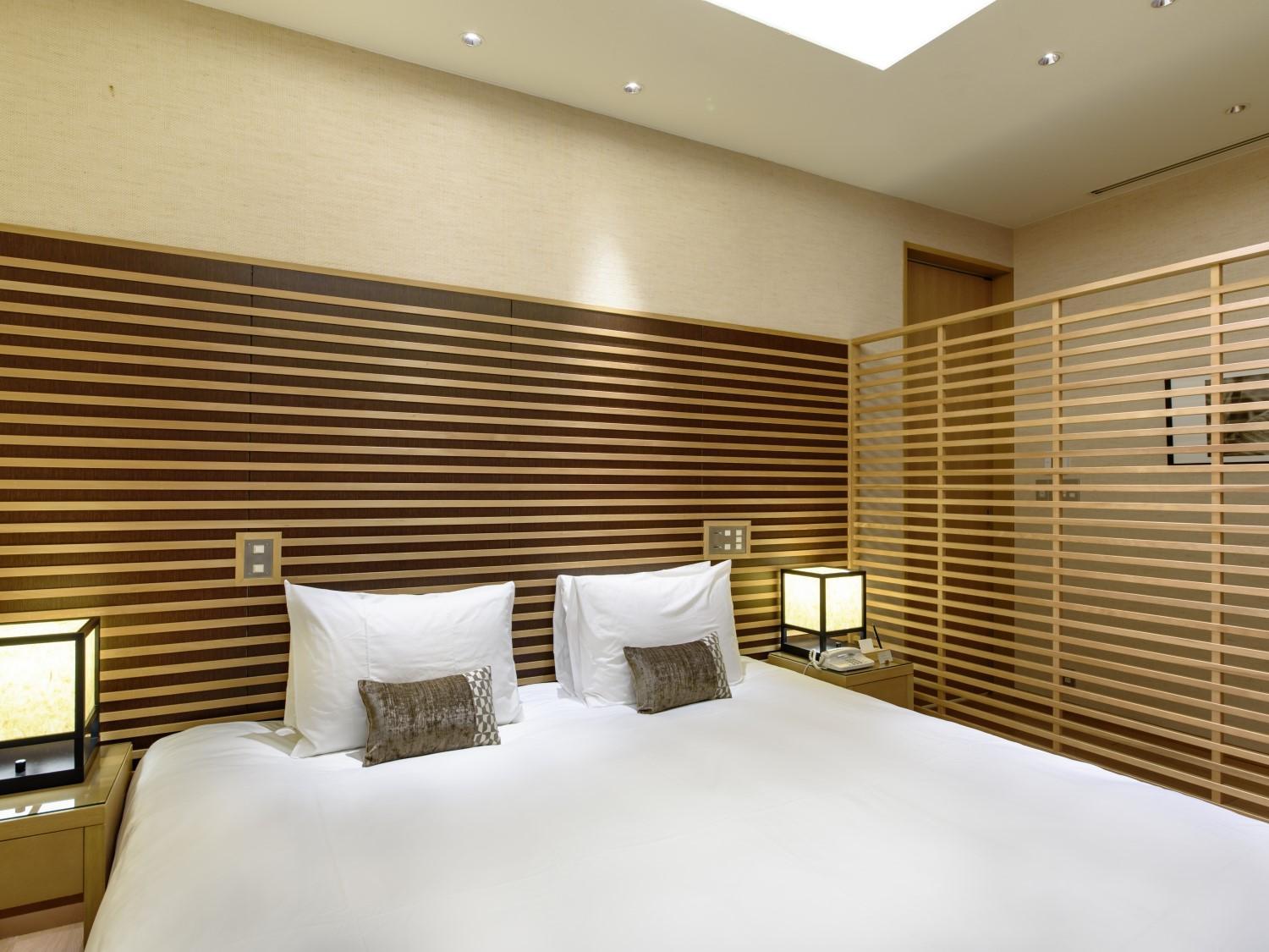 Stylish Suite King with Open-Air Bath photo 3