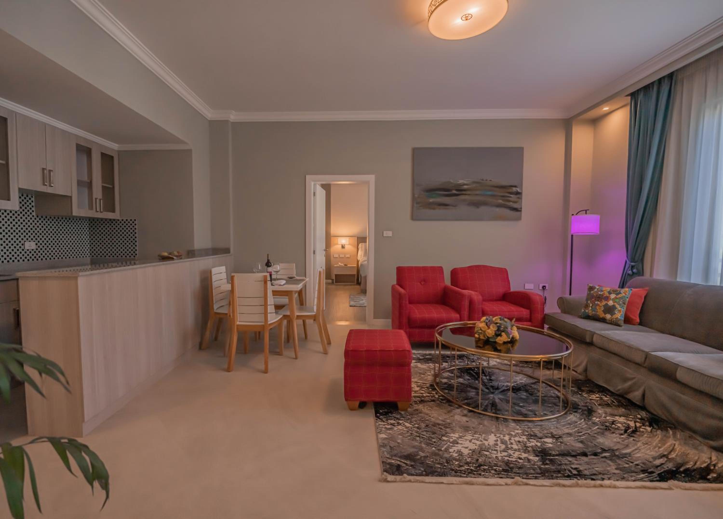 Family Suite - Photo 12
