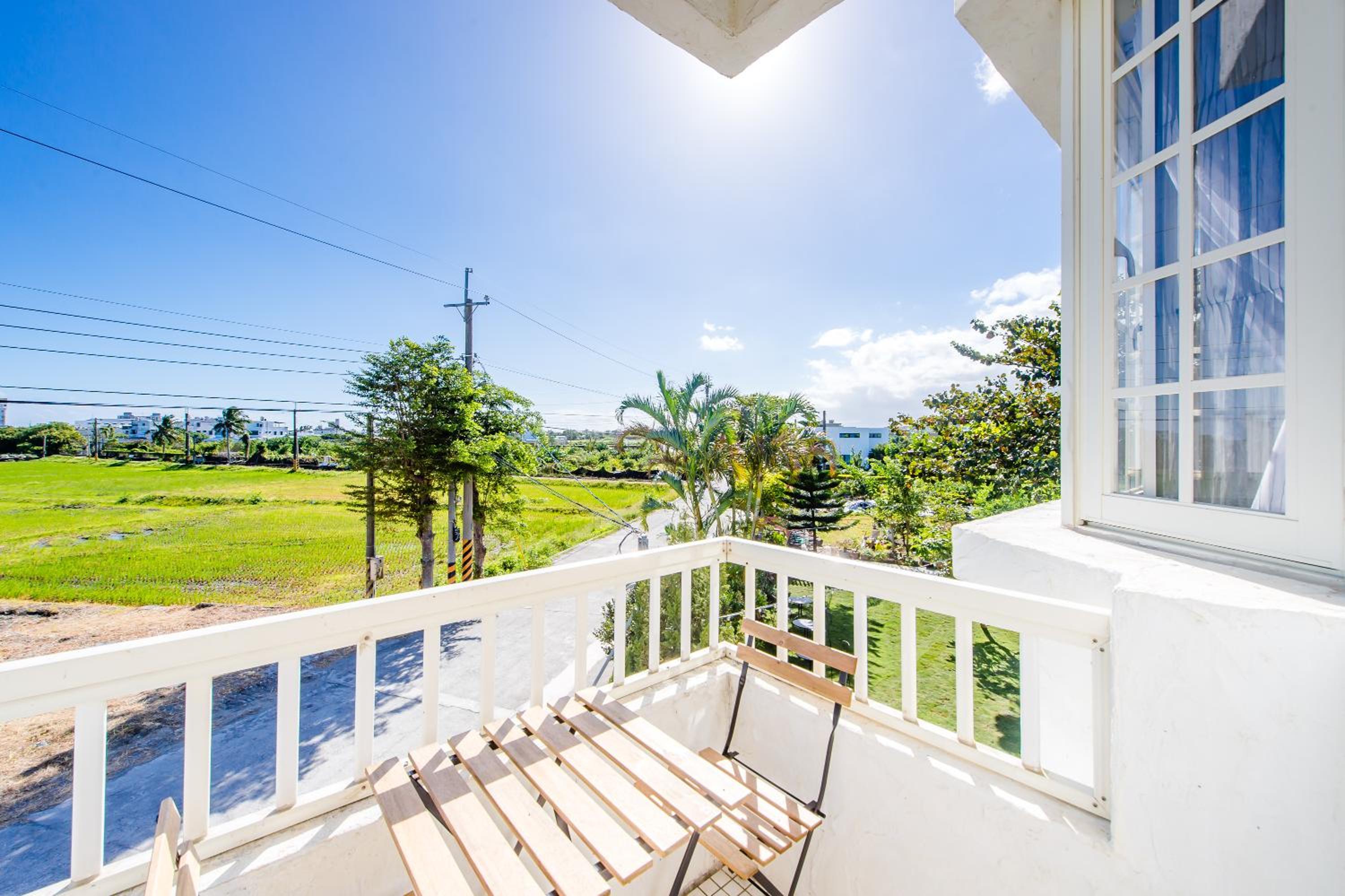 Deluxe Double Room with Balcony photo 2