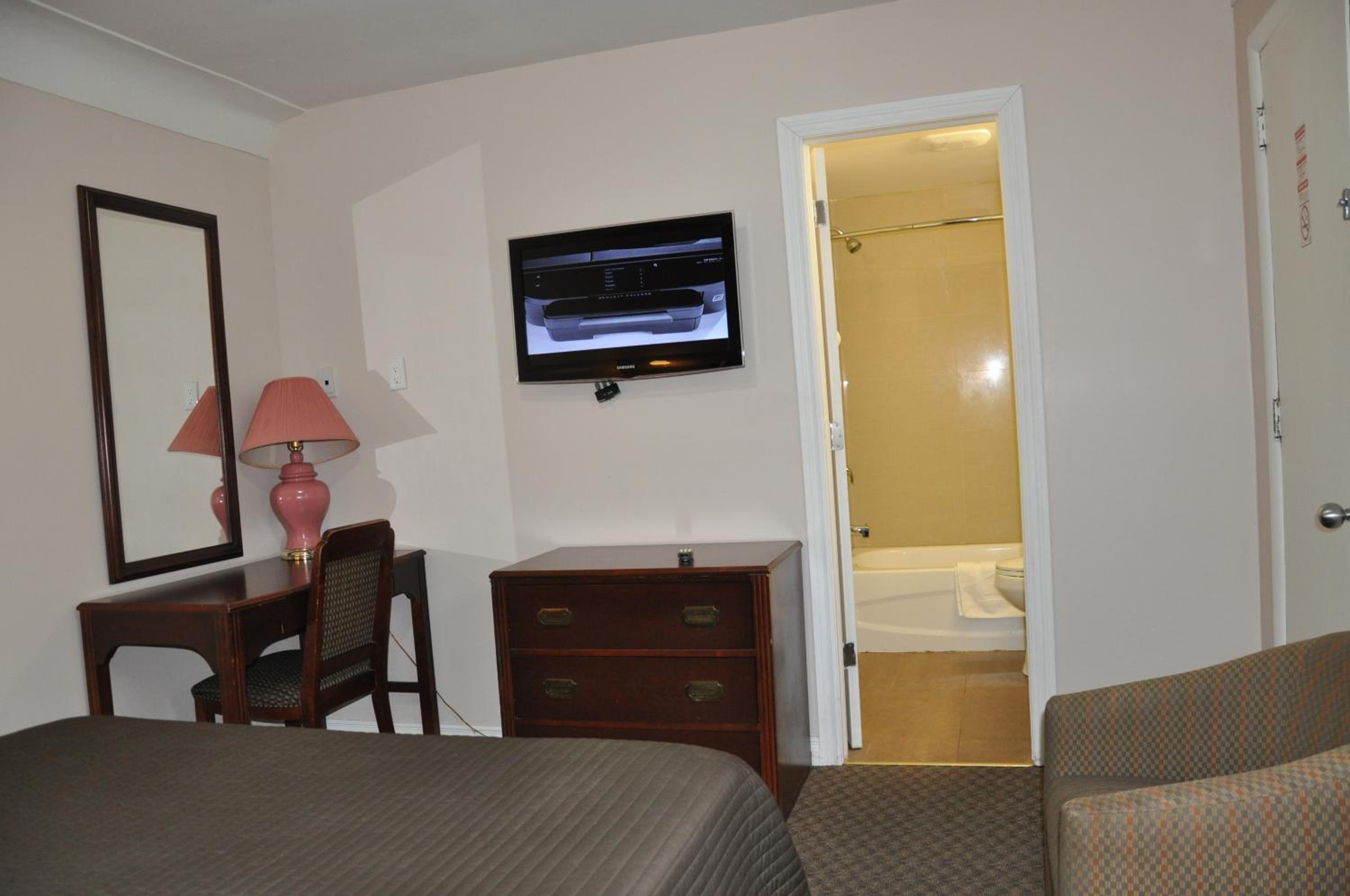 Queen Room - Photo 4
