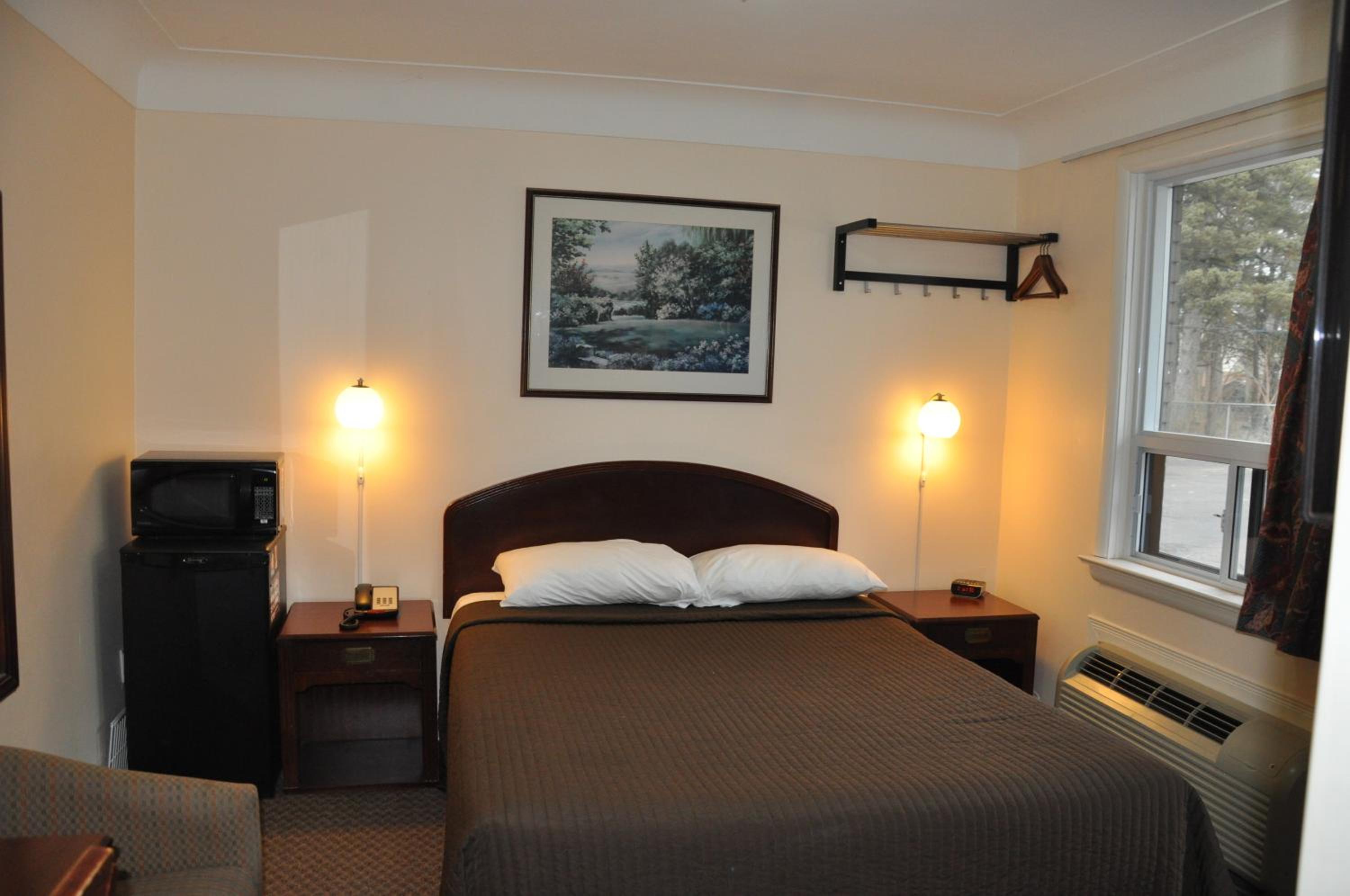 Queen Room - Photo 2