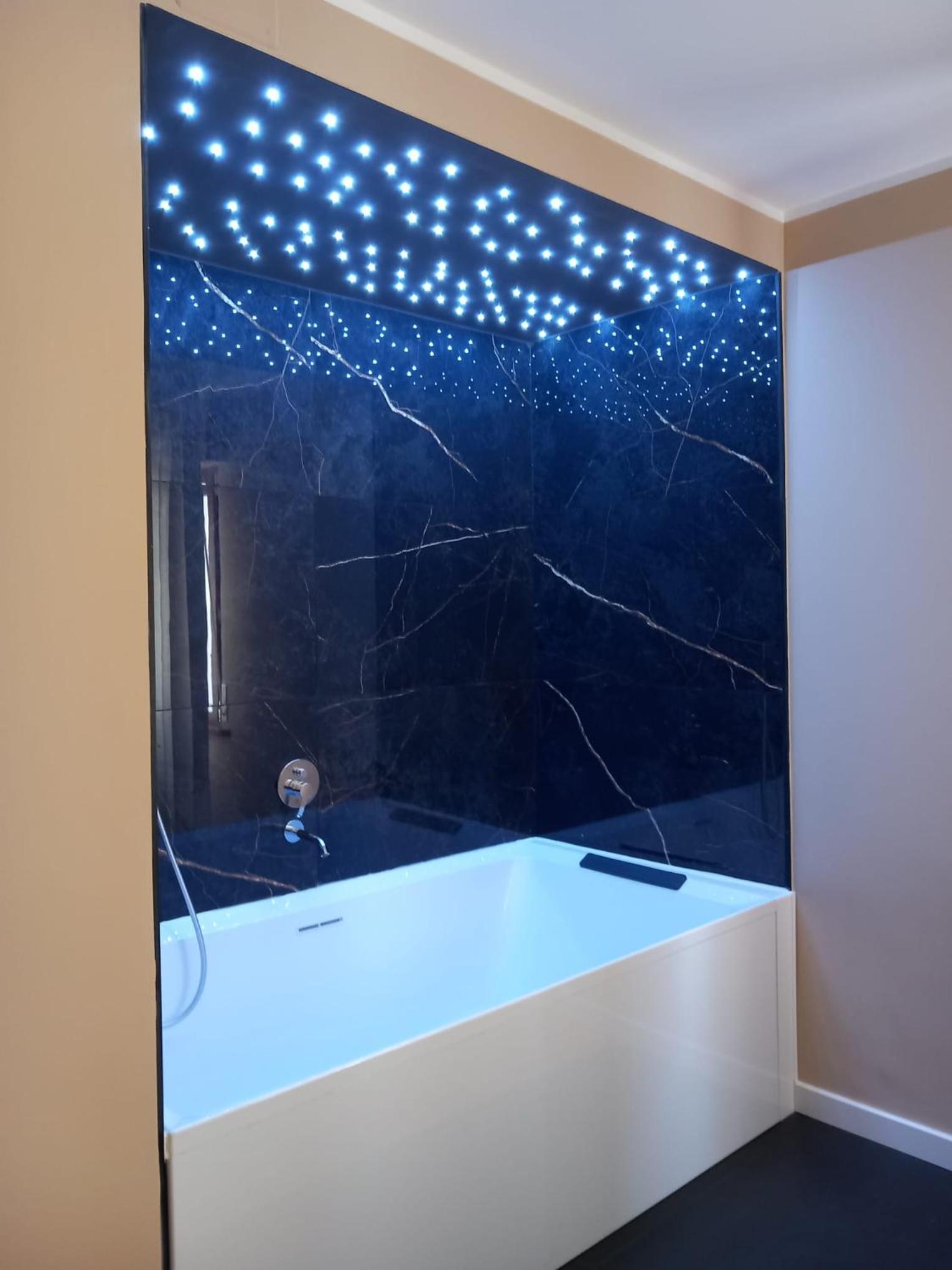 Suite with Spa Bath - Photo 2
