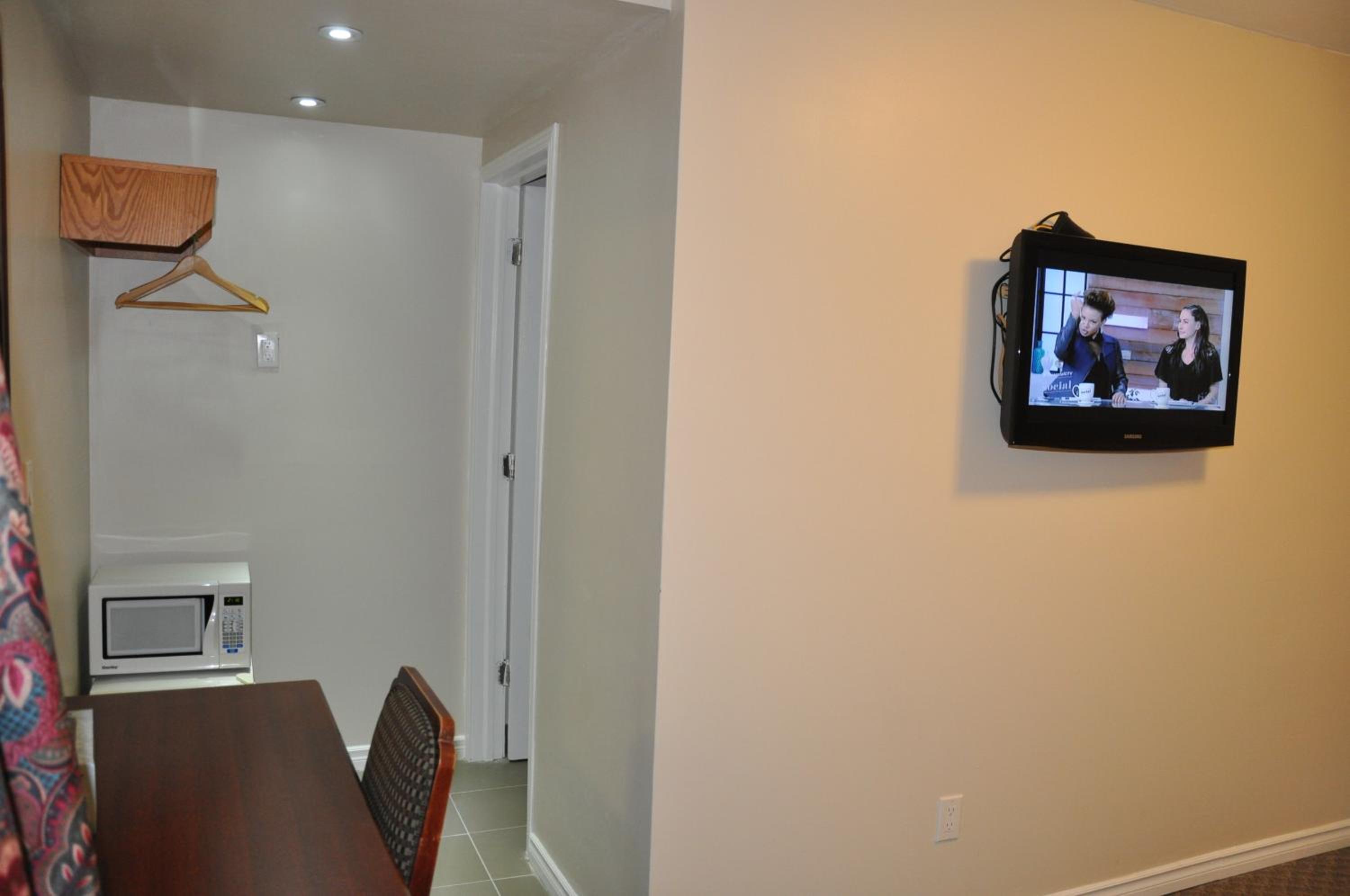 Double Room with Two Double Beds - Photo 1