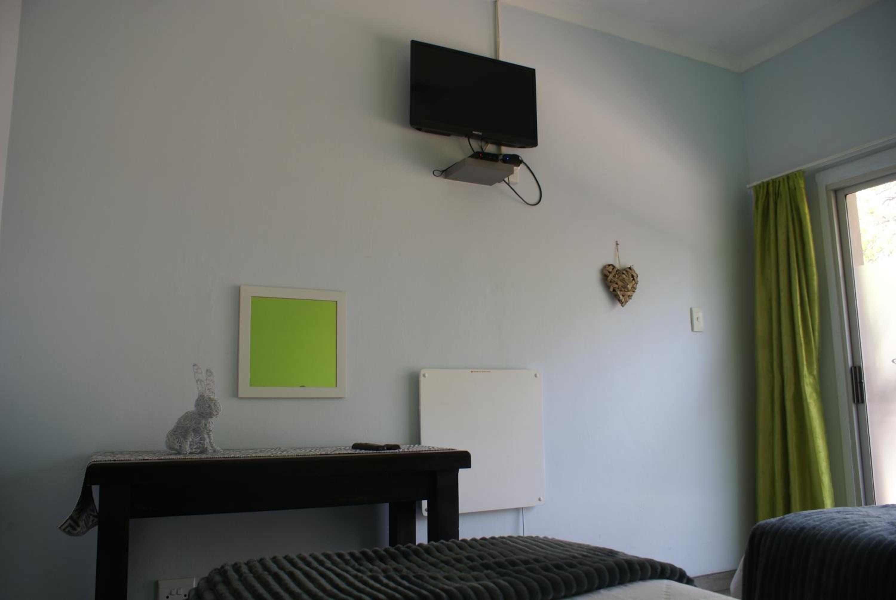 Family Apartment photo 2