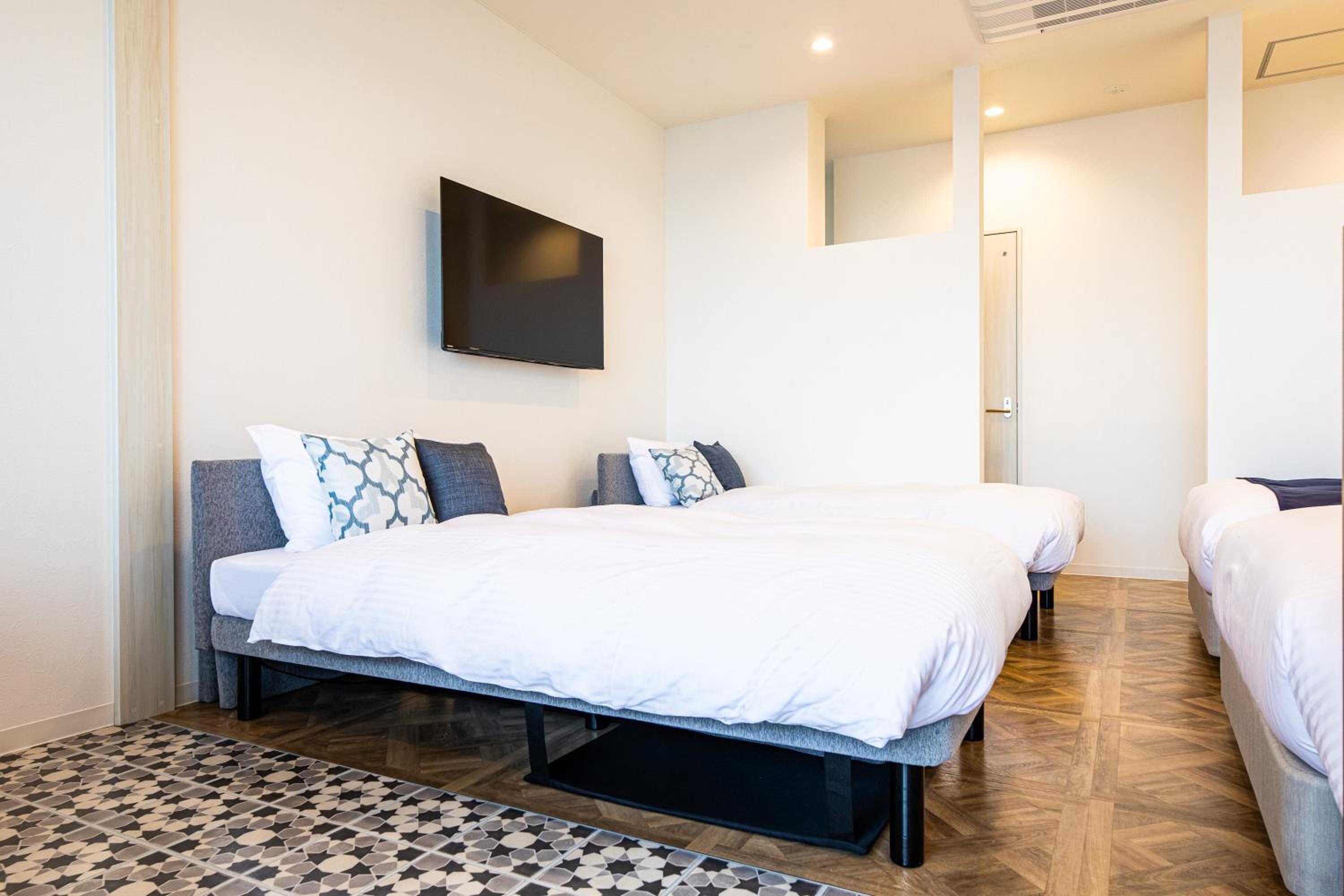 Pet friendly Room - Extra Pet Fee Needed - Photo 1