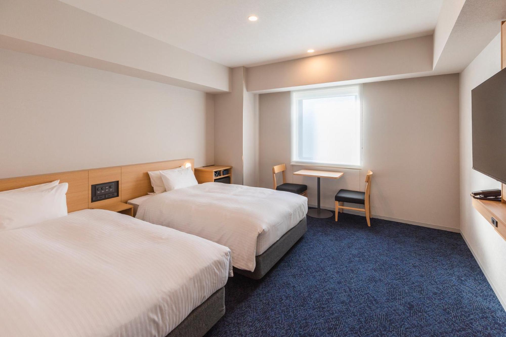 Standard Twin Room Double Use - Photo 1