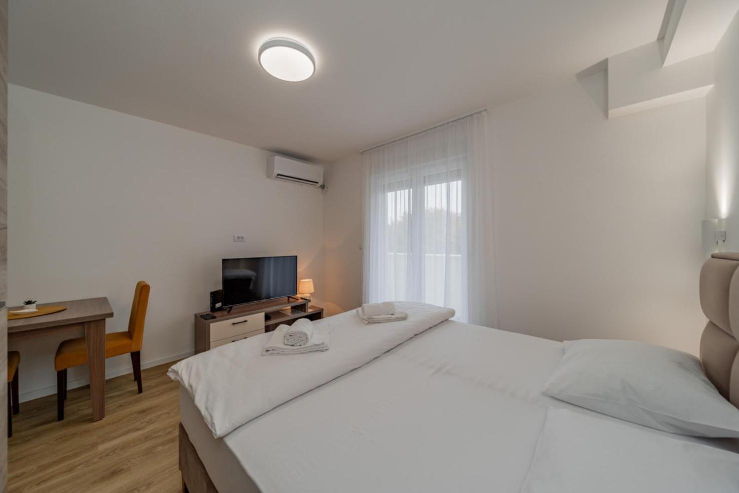 Standard Apartment - Photo 12