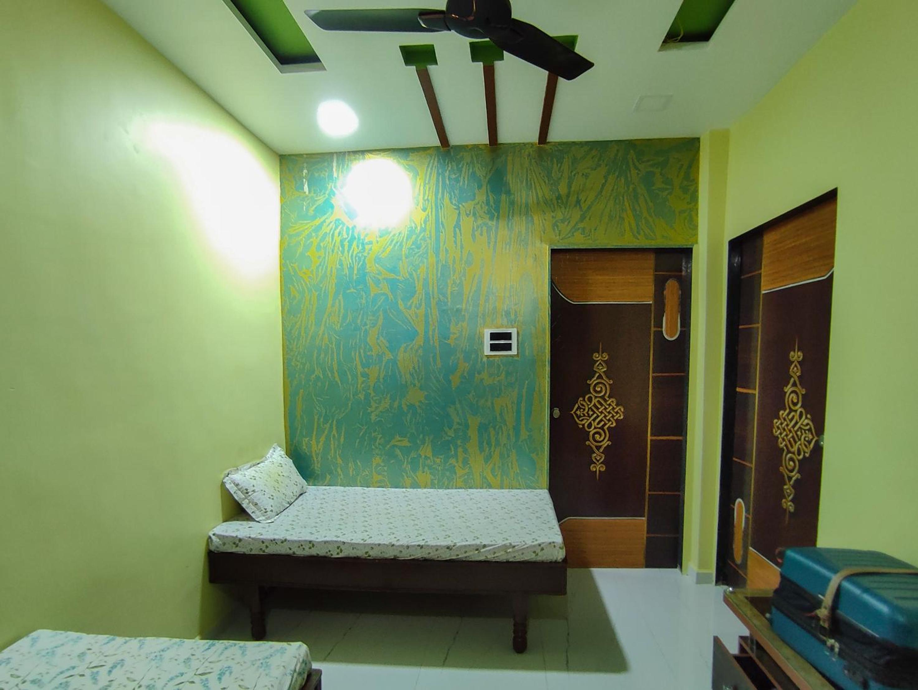 Two-Bedroom House photo 3