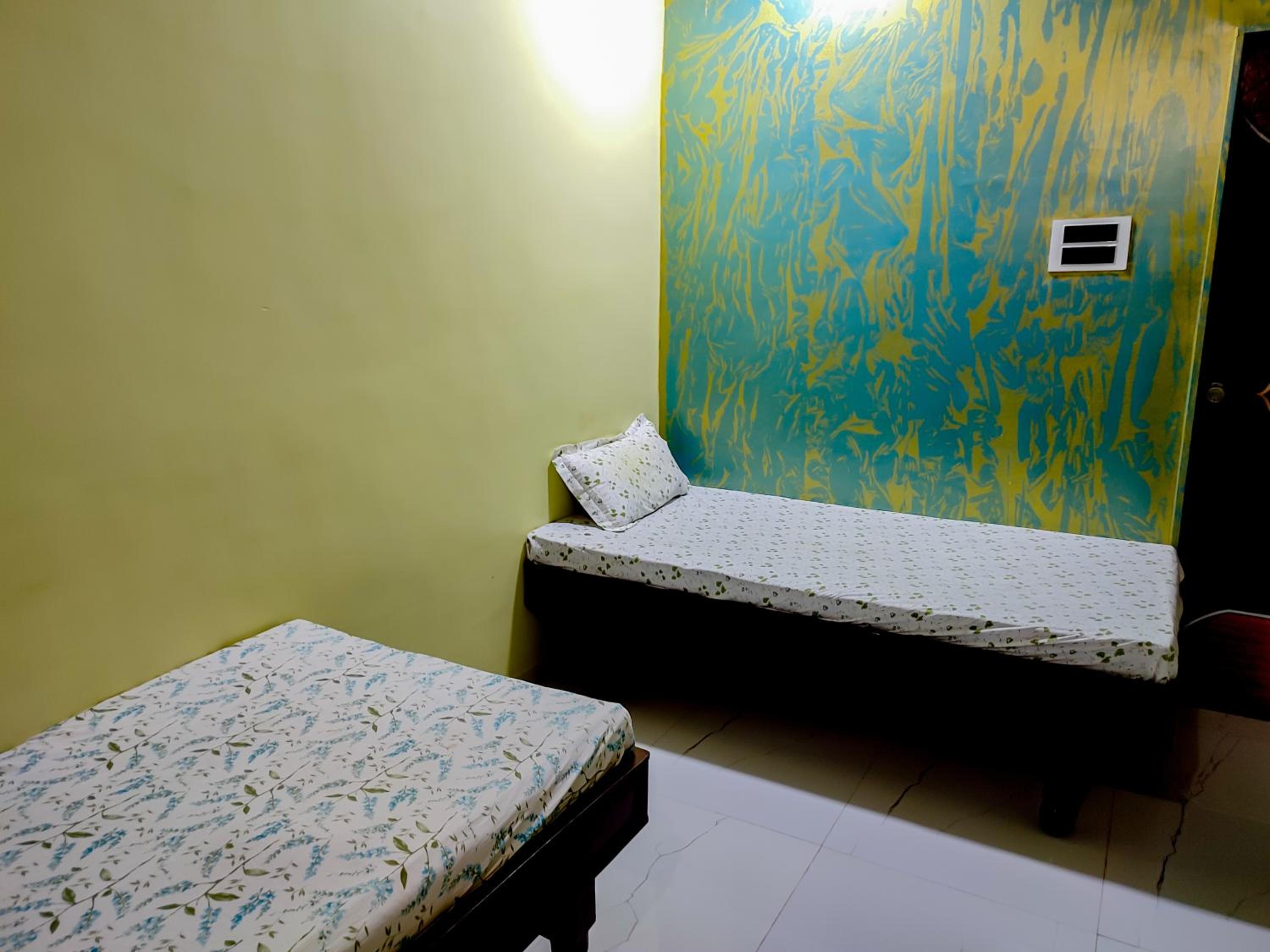 Two-Bedroom House photo 2