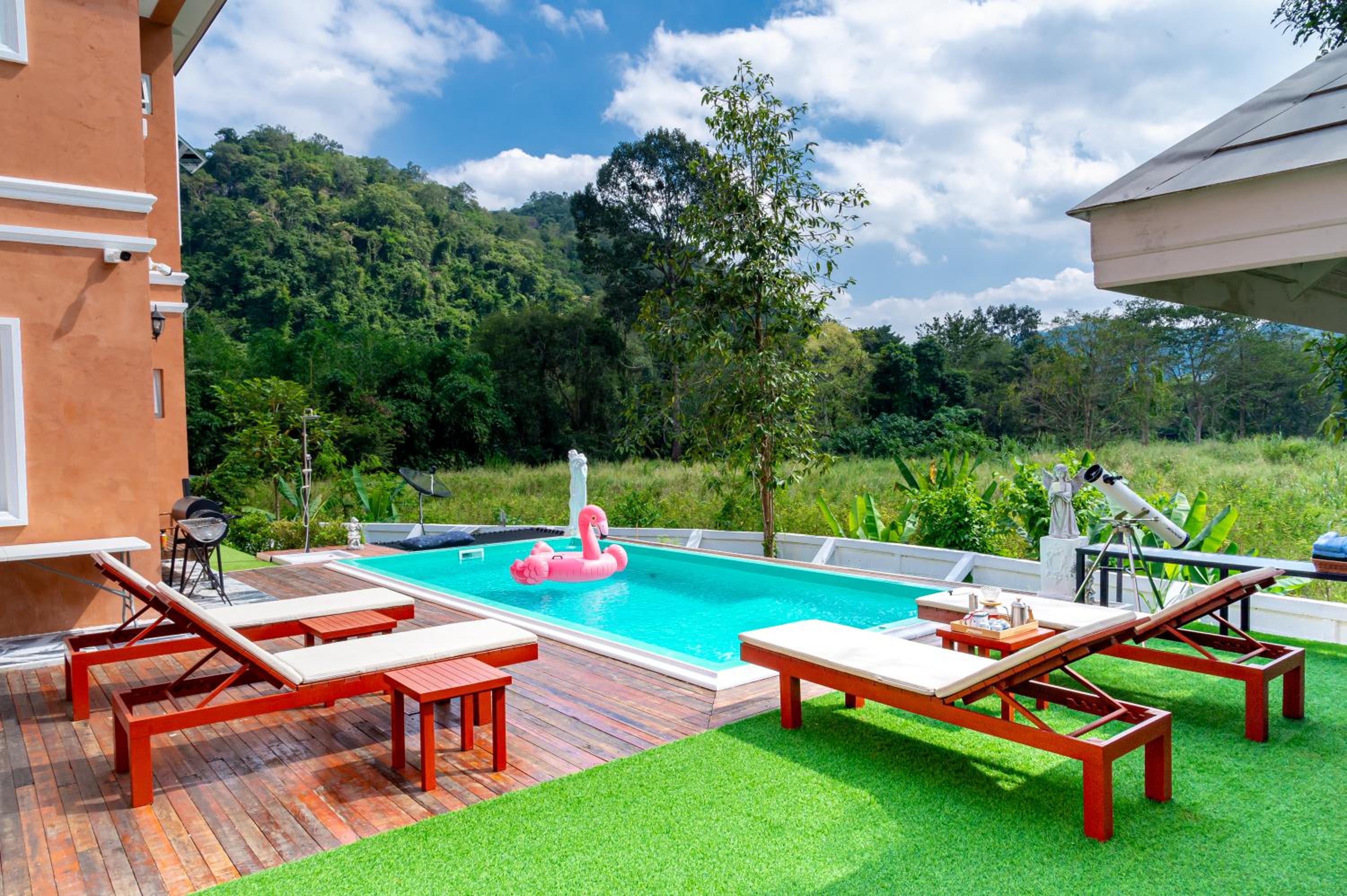Villa with Private Pool - Photo 41