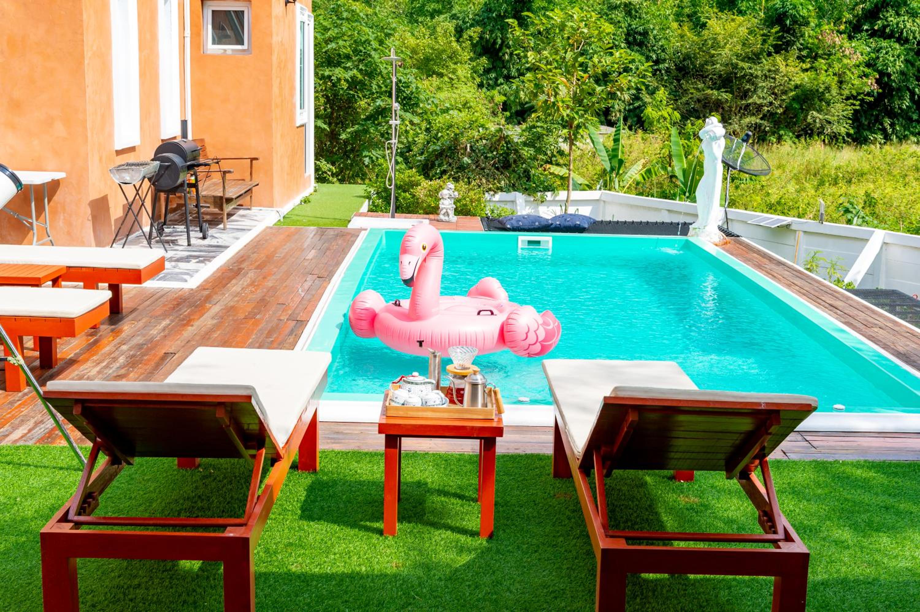 Villa with Private Pool - Photo 52