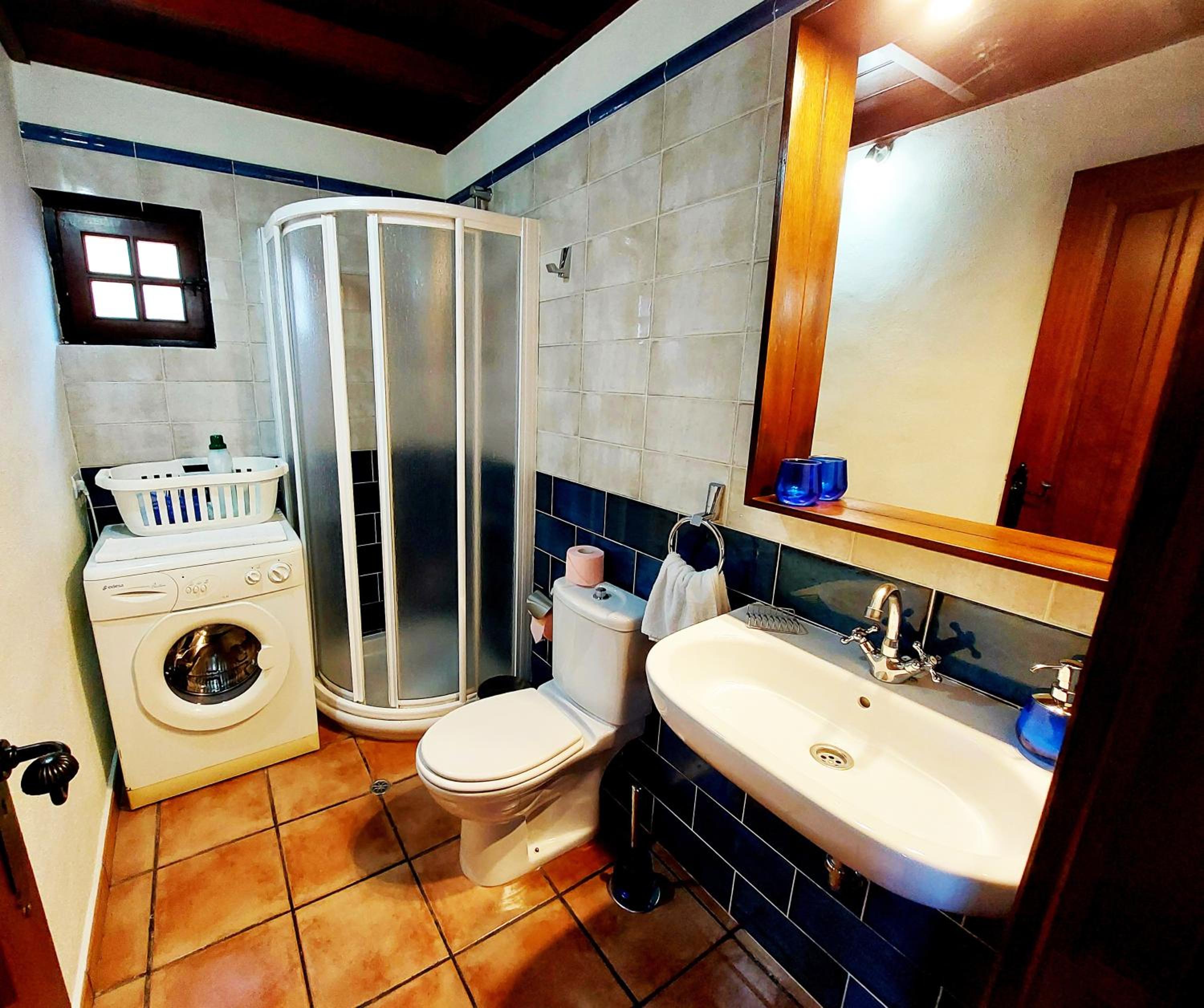 One-Bedroom House photo 3