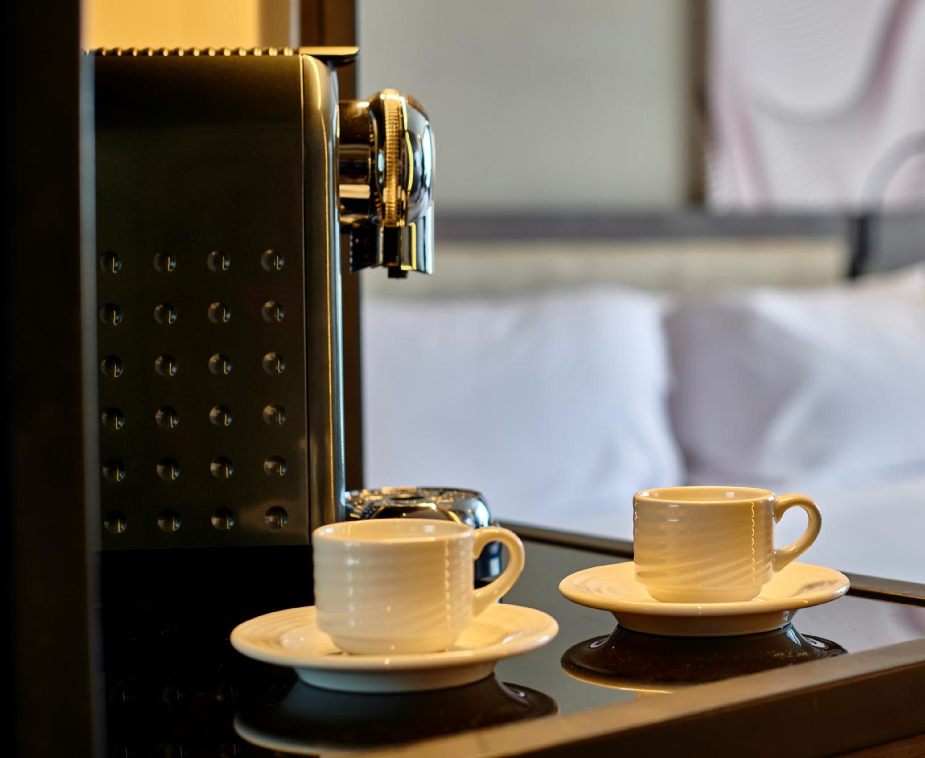 Arkan King Suite - Club Floor (Access to Shopping Plaza) - Photo 2